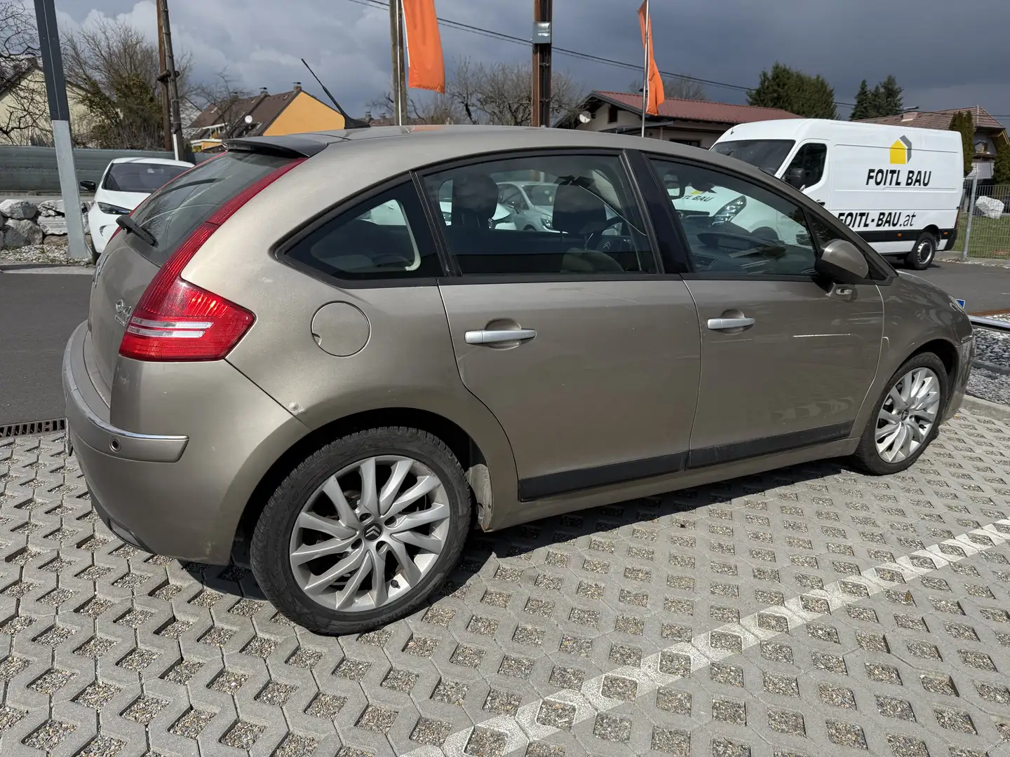 Citroen C4 mit Pickerl Bronze - 1