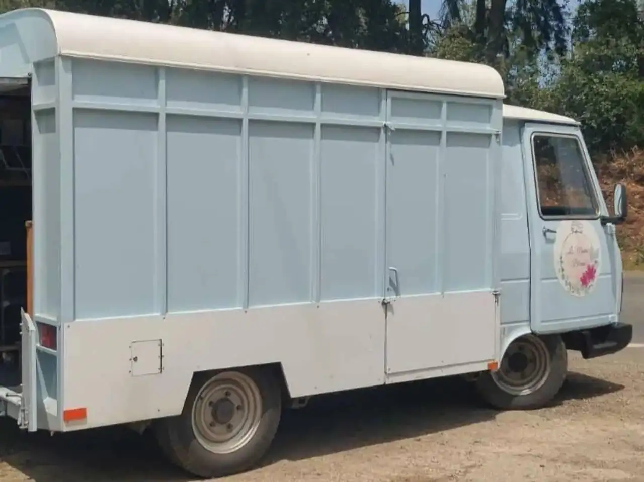 Peugeot J9 Betaillere, foto 1