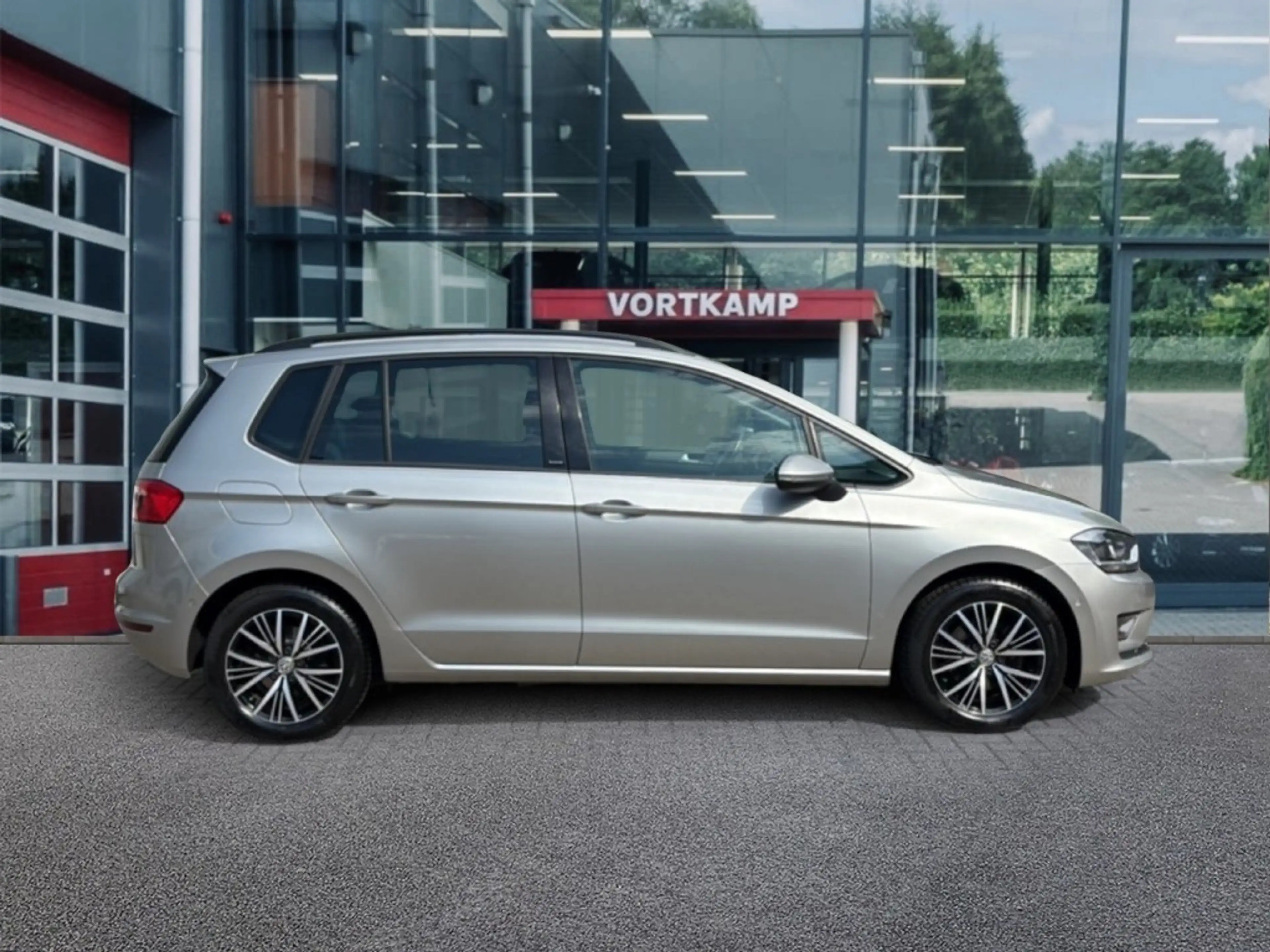 Volkswagen Golf Sportsvan 1.4 TSI DSG Allstar AFN.TREKHAAK/PDC/ACC/CLIMA/STO — photo 4