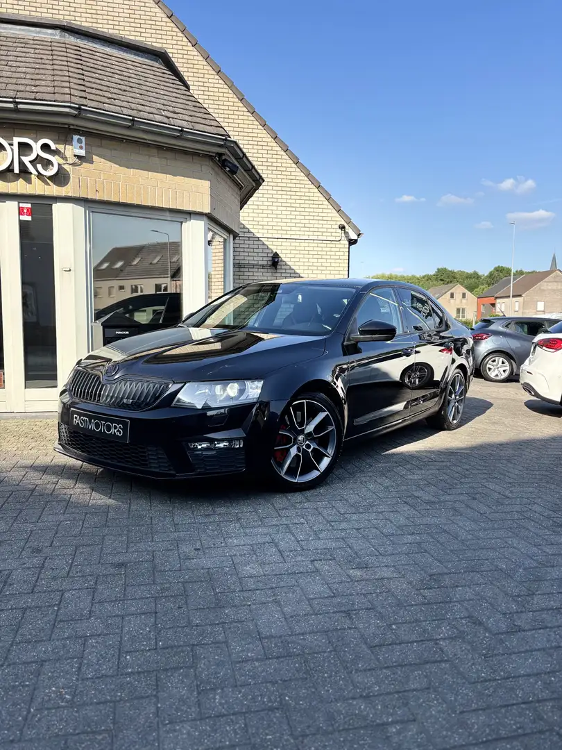 Skoda Octavia Octavia 2.0 TSI RS BULL X EXHAUST & CAT AP LOWERED Noir - 1