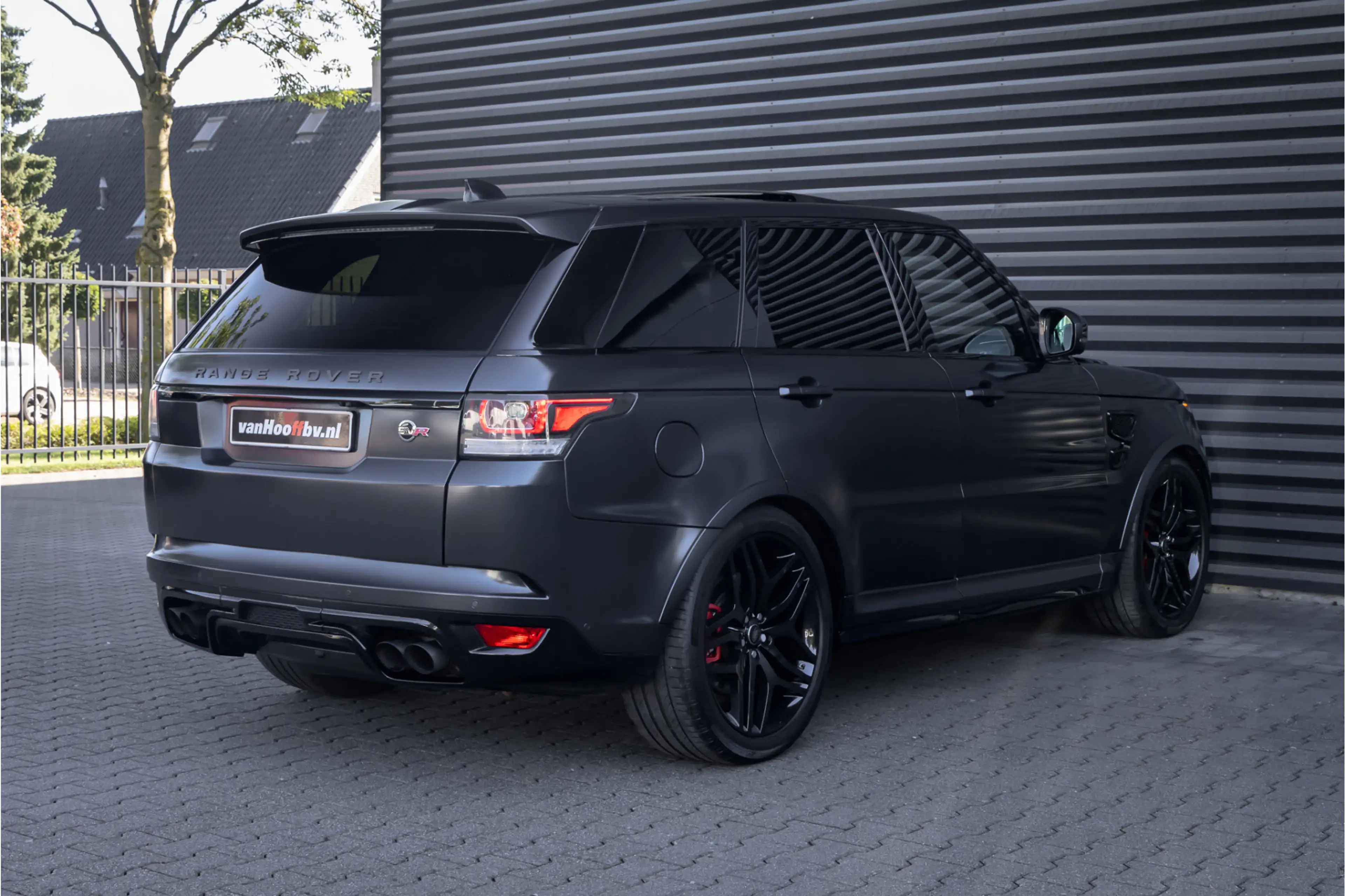 Land Rover Range Rover Sport 5.0 V8 Supercharged SVR — photo 24