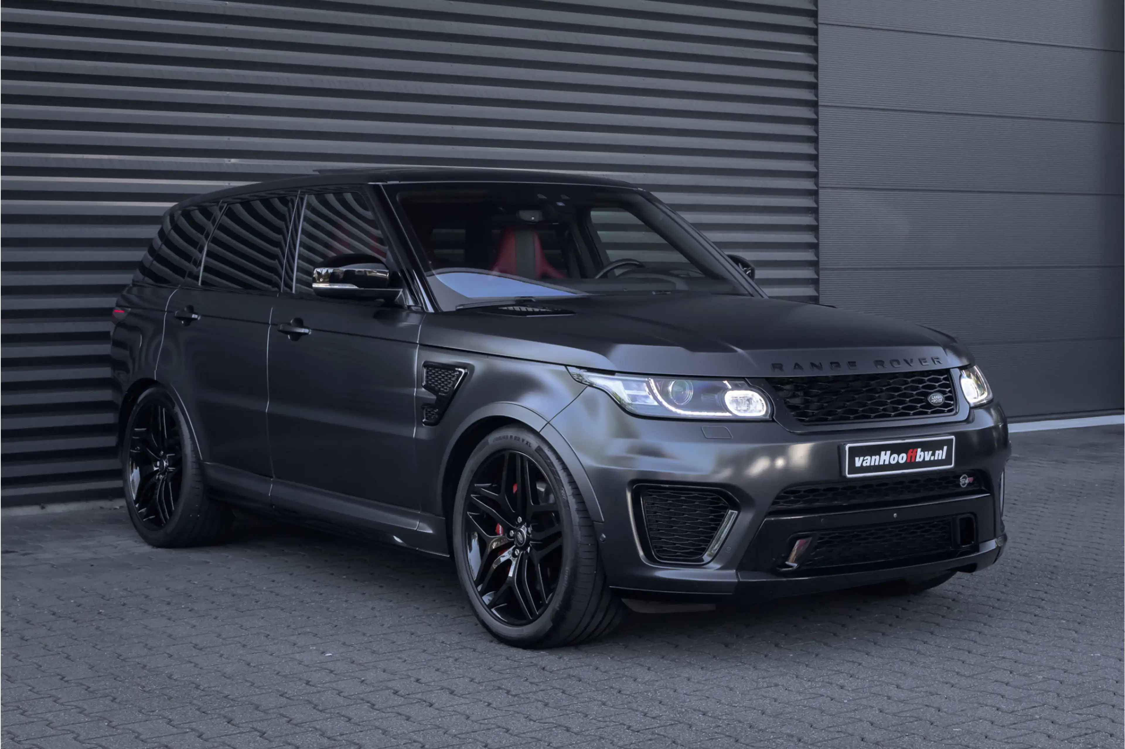 Land Rover Range Rover Sport 5.0 V8 Supercharged SVR — photo 4