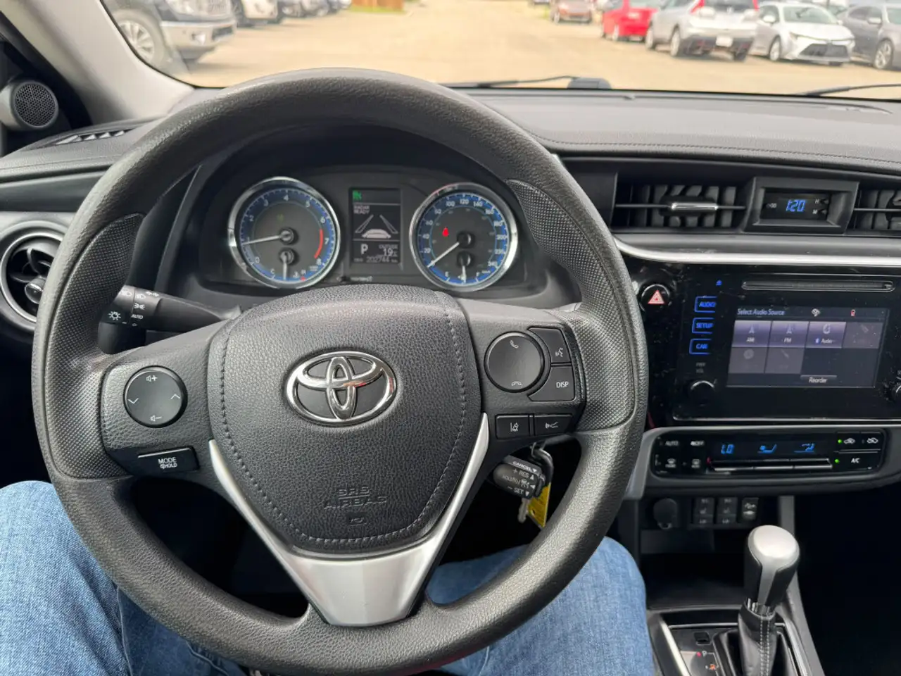 Toyota Corolla photo Toyota Corolla