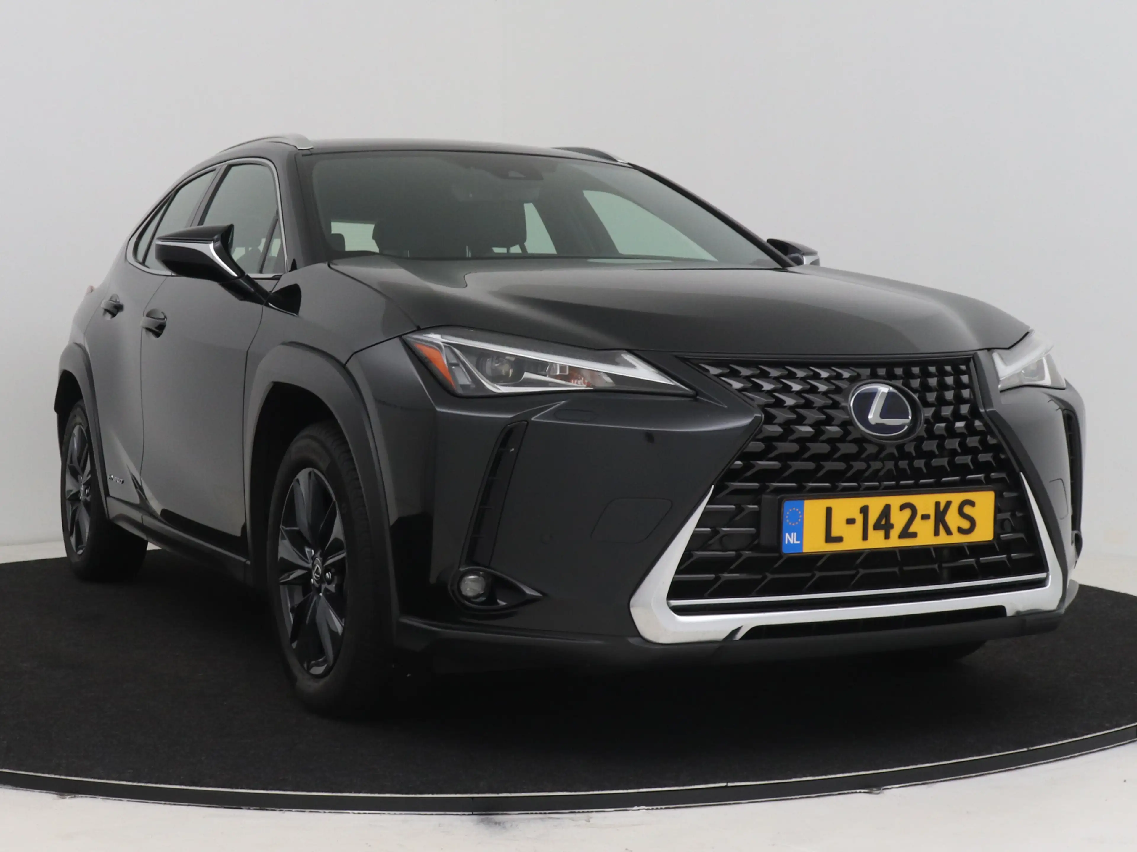 Lexus UX 250h Business Line Pro | Stoel en stuurwielverwarming | — photo 12