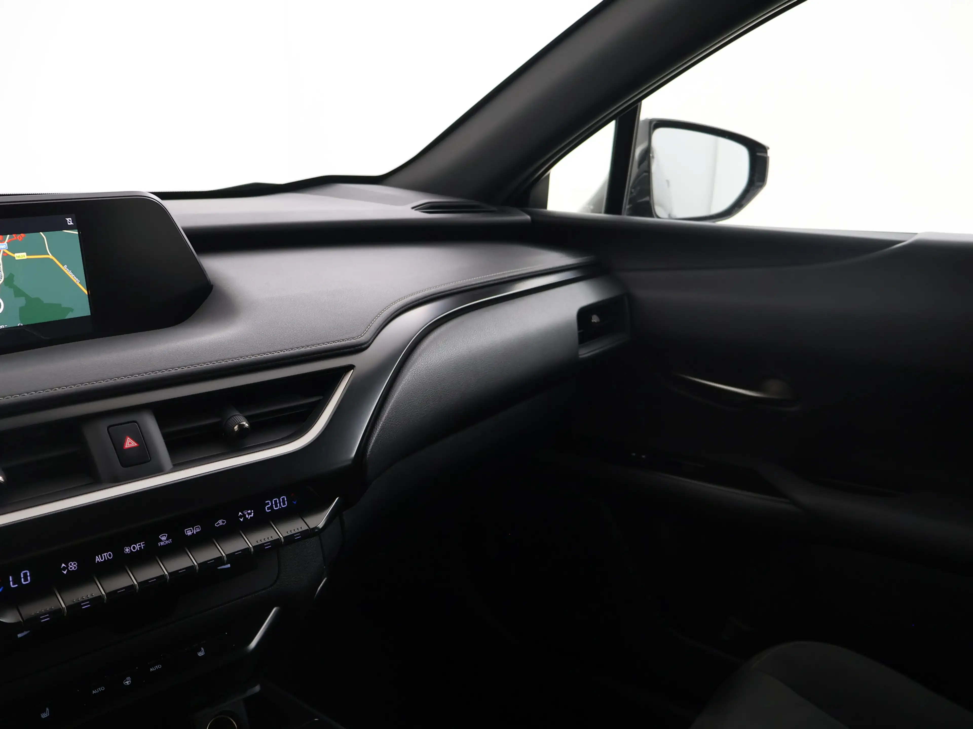Lexus UX 250h Business Line Pro | Stoel en stuurwielverwarming | — photo 10