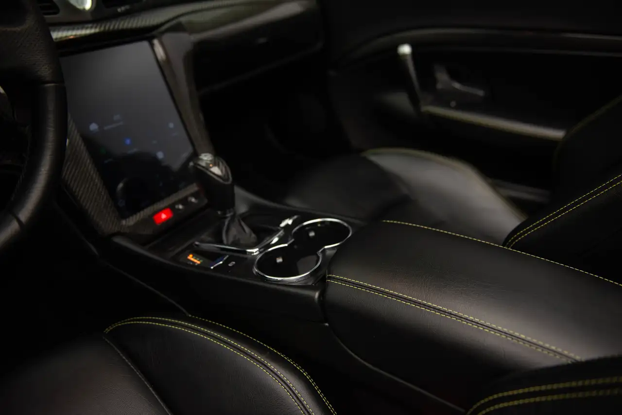 Maserati GranTurismo снимка Maserati GranTurismo
