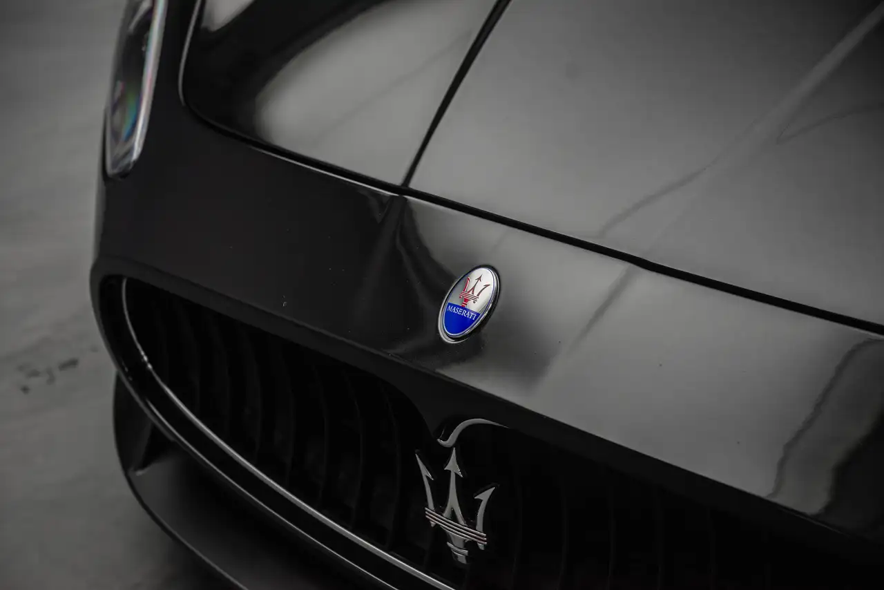 Maserati GranTurismo снимка Maserati GranTurismo