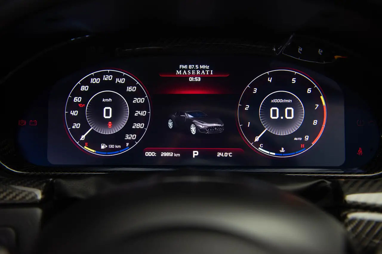 Maserati GranTurismo снимка Maserati GranTurismo
