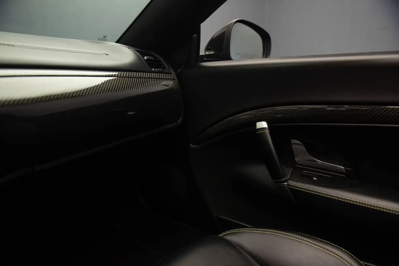 Maserati GranTurismo снимка Maserati GranTurismo