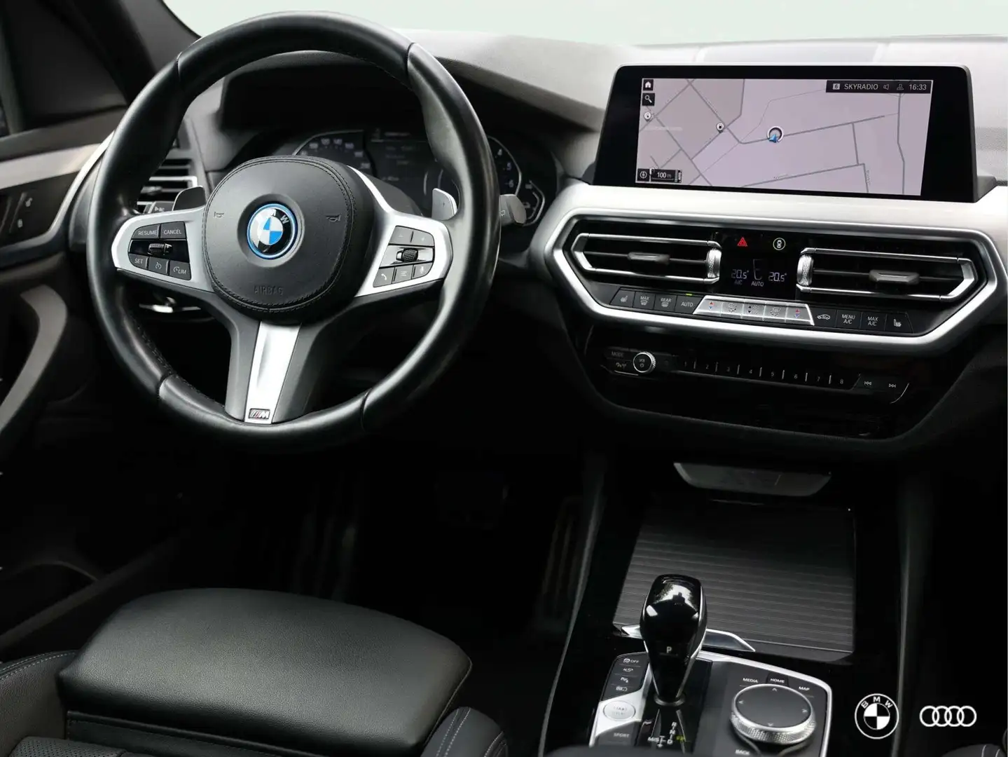 BMW X3 xDr30e M SPORT / LEDER / TREKHAAK / 3DCAMERA / DIG Black - 2