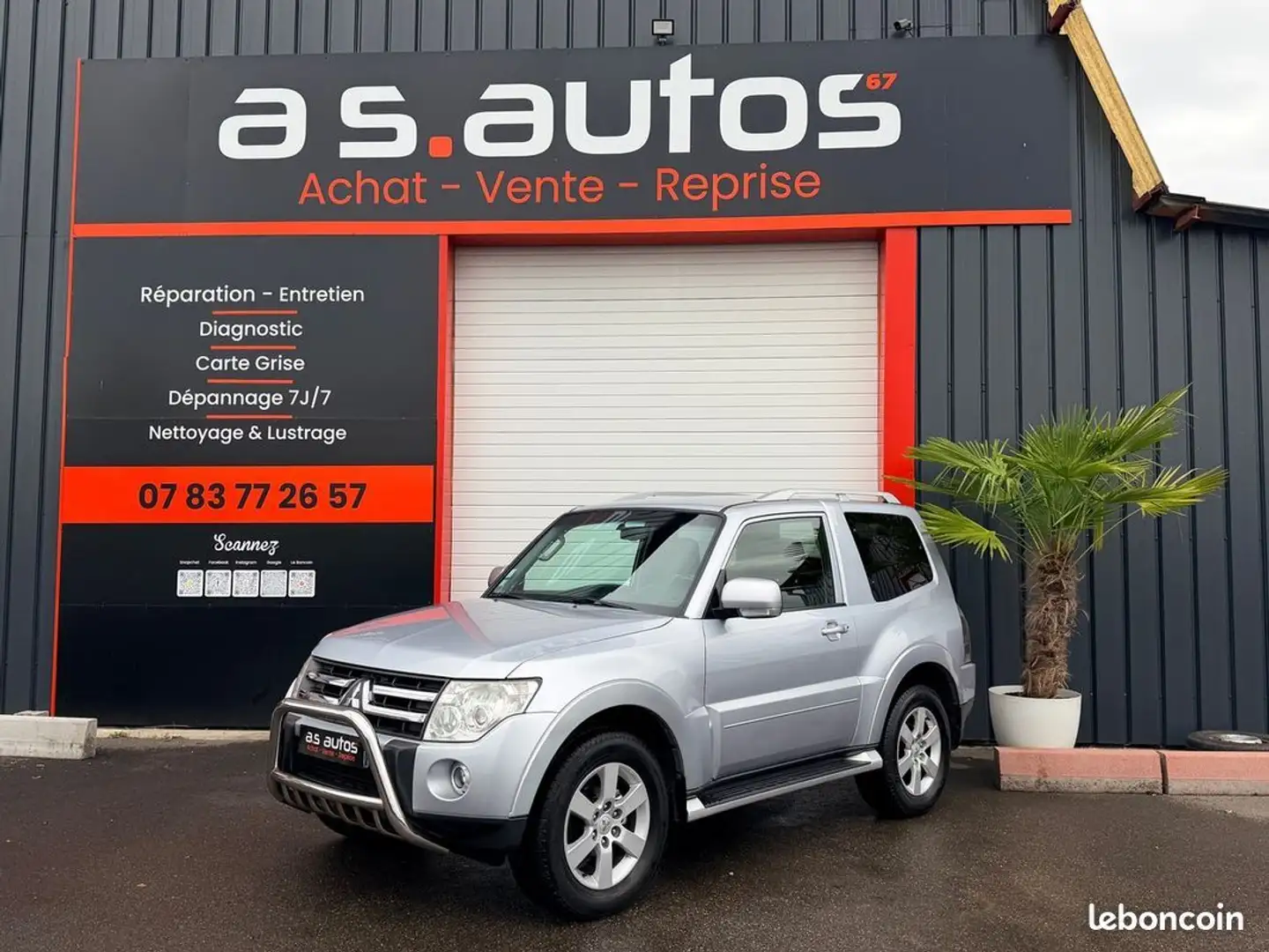 Mitsubishi Pajero 4 SHORT WAGON V8 3.2 DI-D 170 CV BOITE AUTO 4X4 TOUT TERRAIN ATTELAGE REMORQUE Gris - 1