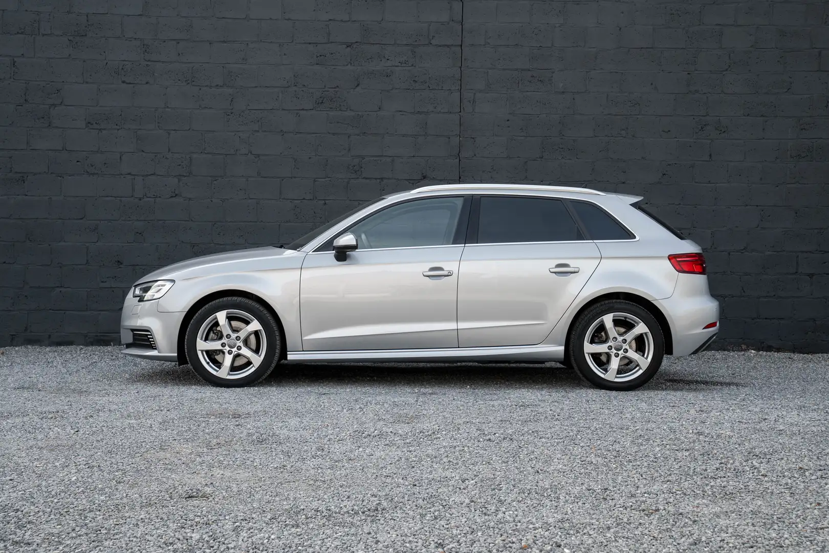 Audi A3 E-TRON AUTOMAAT/NAVI/LED/LEDER Silber - 2