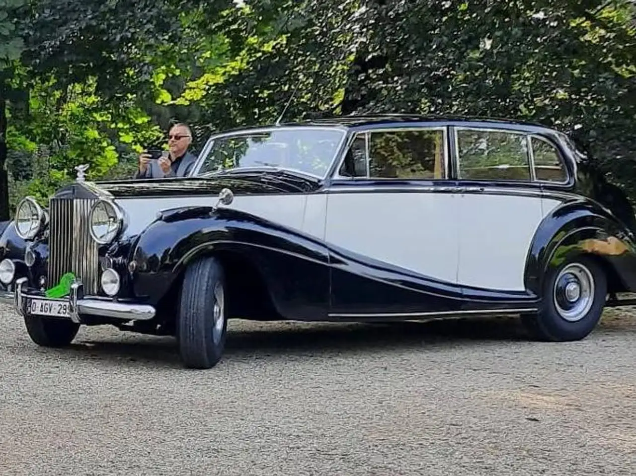 Rolls-Royce Silver Wraith LWB saloon, foto 2