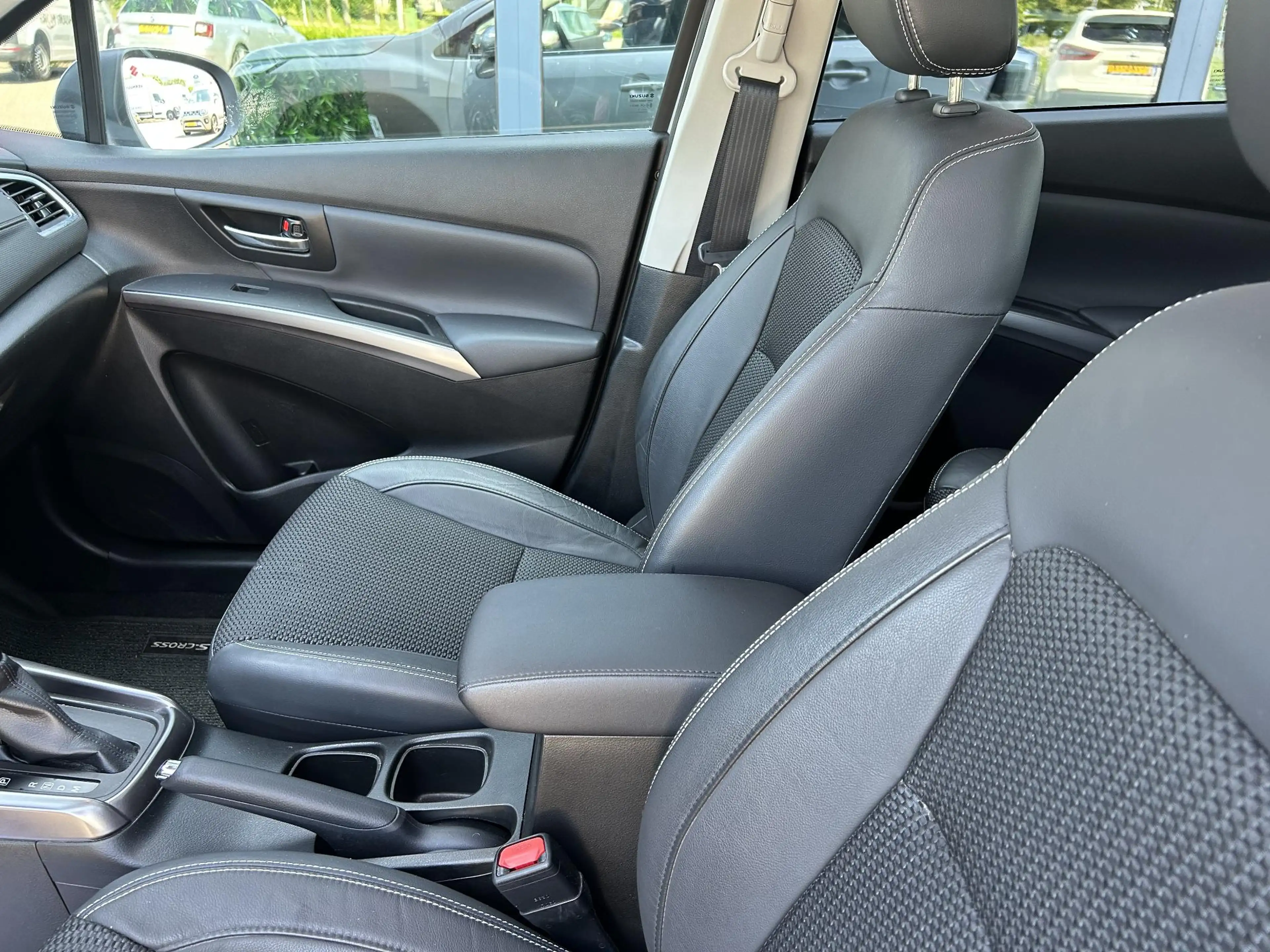 Suzuki S-Cross 1.5 Hybrid Style Automaat — photo 11