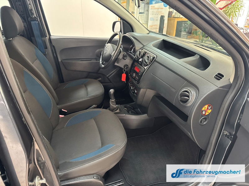 Dacia Dokker Celebration ACC Apple CarPlay Android Auto Fahrerp — photo 11