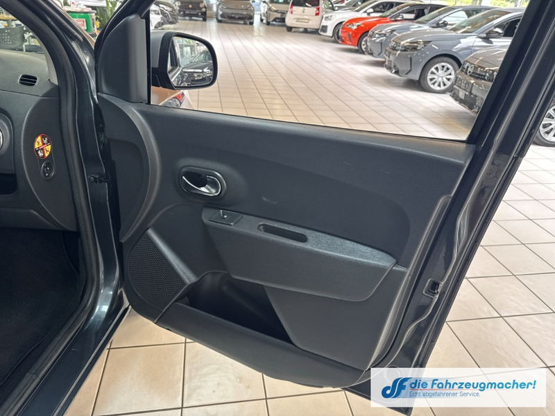 Dacia Dokker Celebration ACC Apple CarPlay Android Auto Fahrerp — photo 12