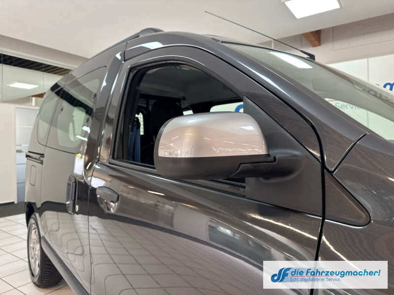 Dacia Dokker Celebration ACC Apple CarPlay Android Auto Fahrerp — photo 10