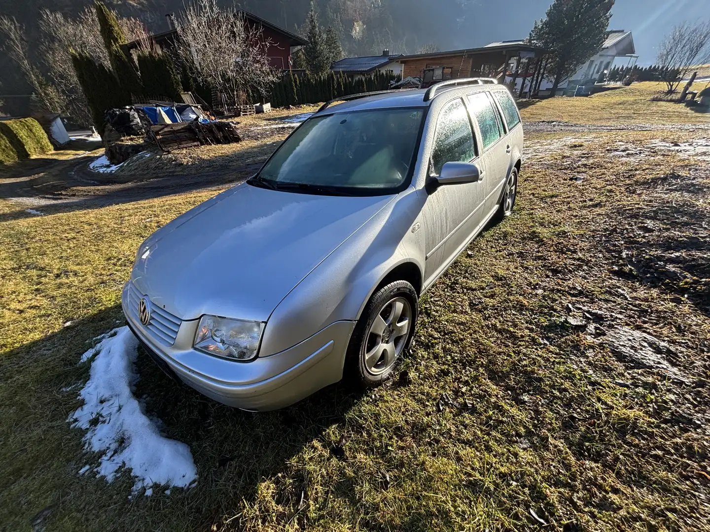 Volkswagen Bora Kombi Silber - 1