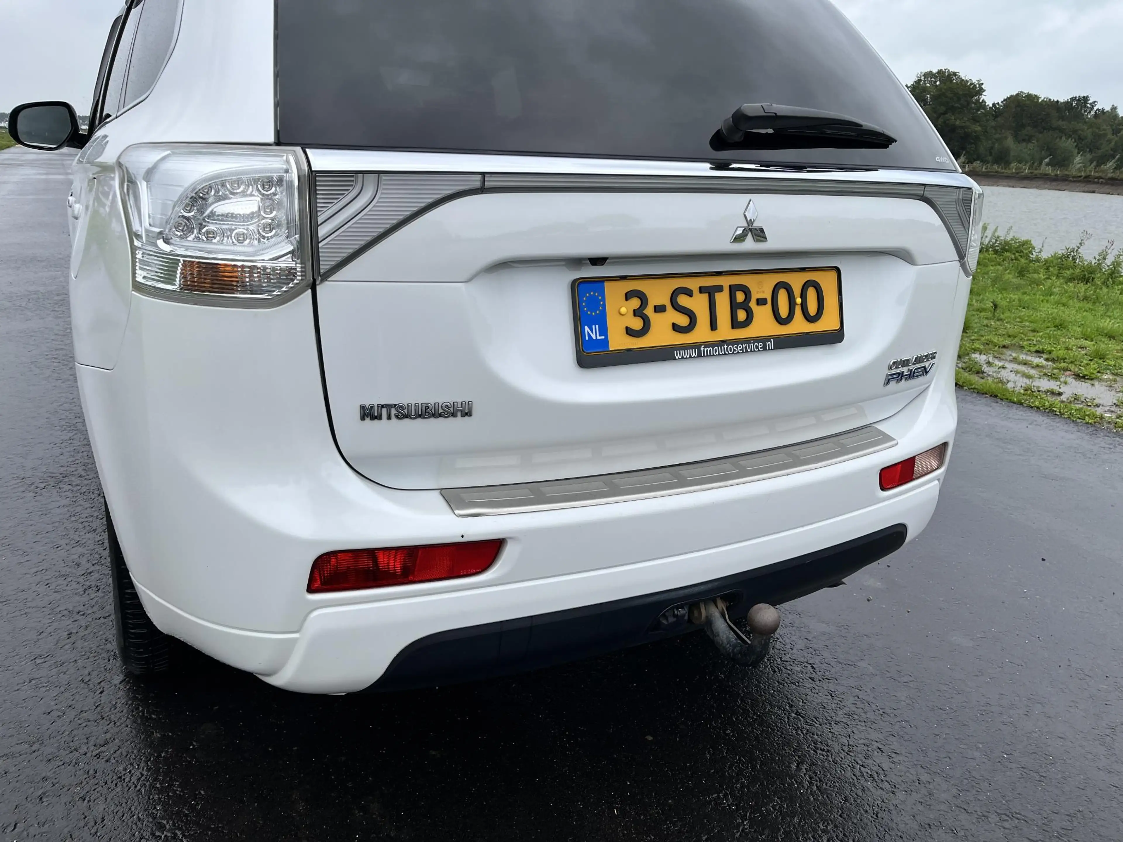 Mitsubishi Outlander 2.0 PHEV Instyle Clima, cruise, camera, schuifdak, — photo 9