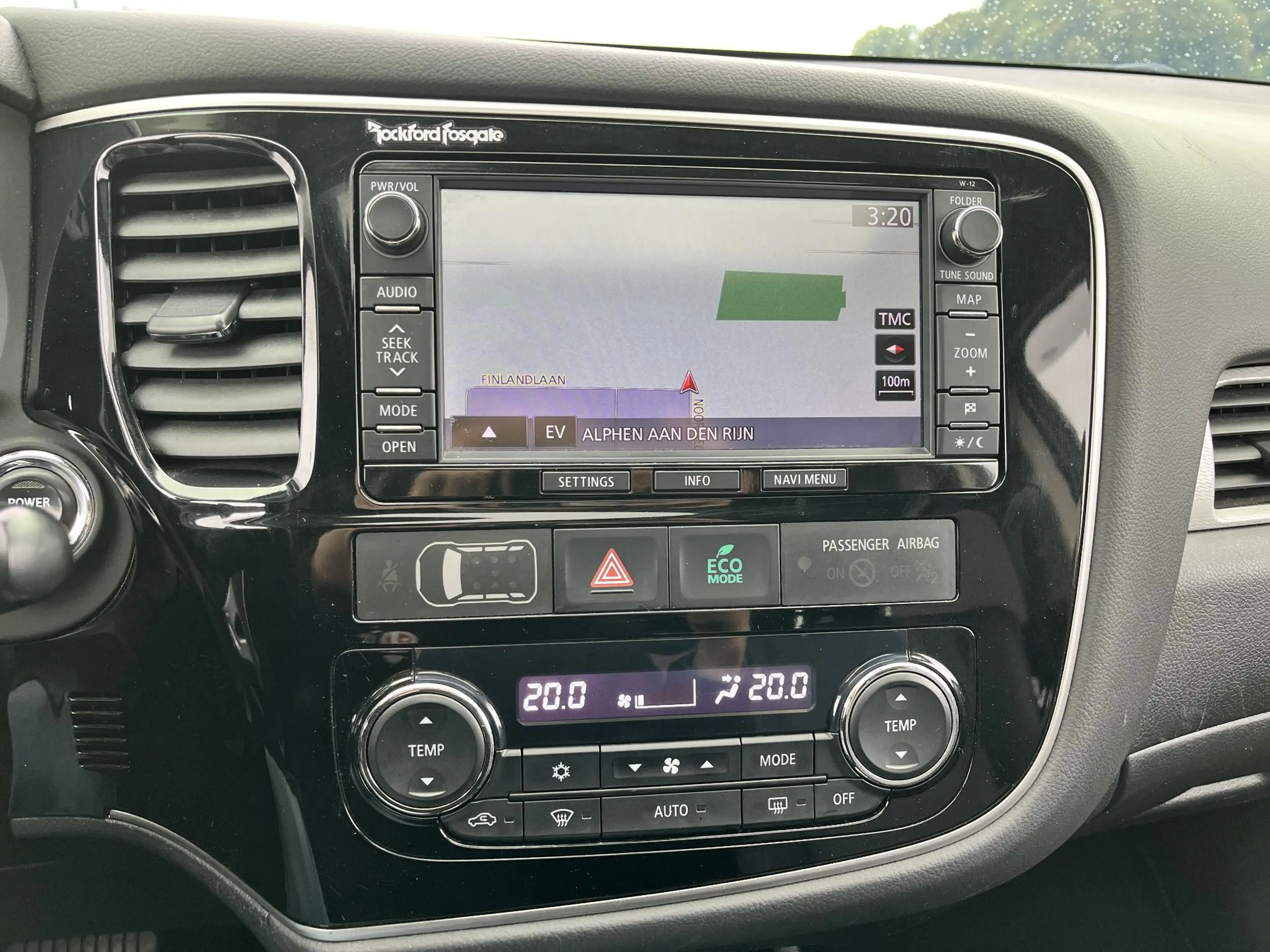 Mitsubishi Outlander 2.0 PHEV Instyle Clima, cruise, camera, schuifdak, — photo 26