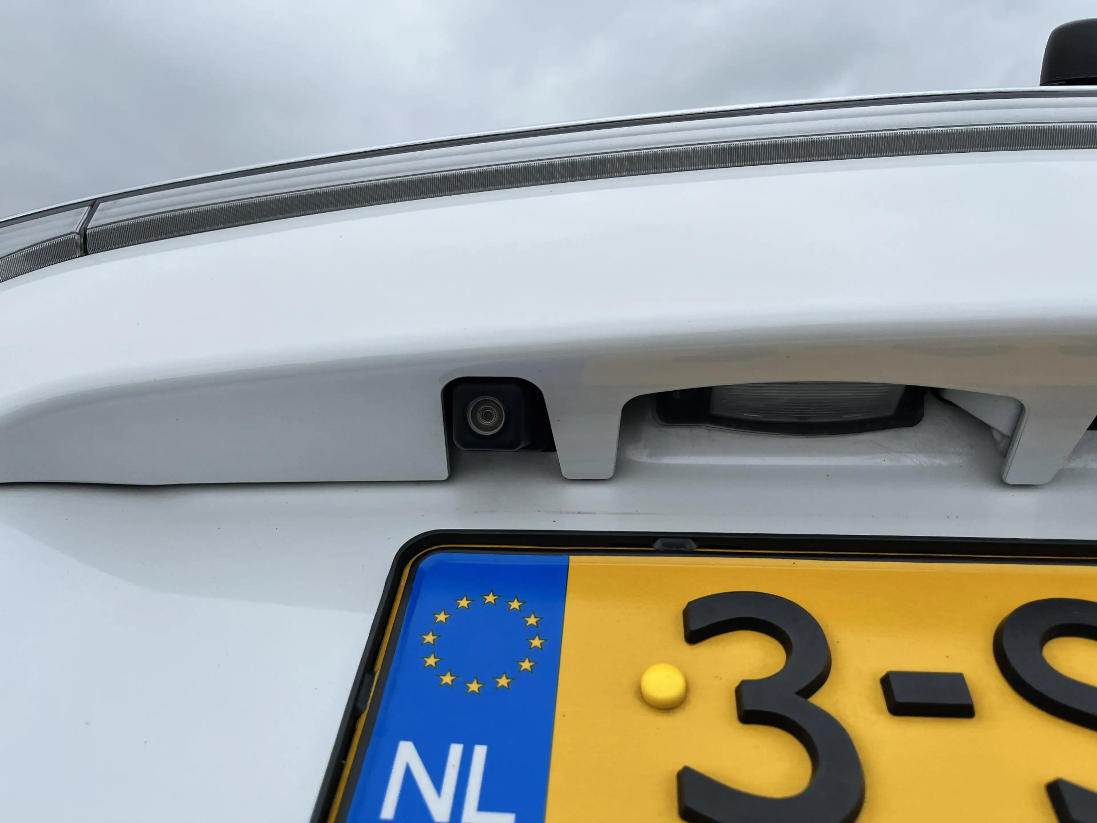 Mitsubishi Outlander 2.0 PHEV Instyle Clima, cruise, camera, schuifdak, — photo 10