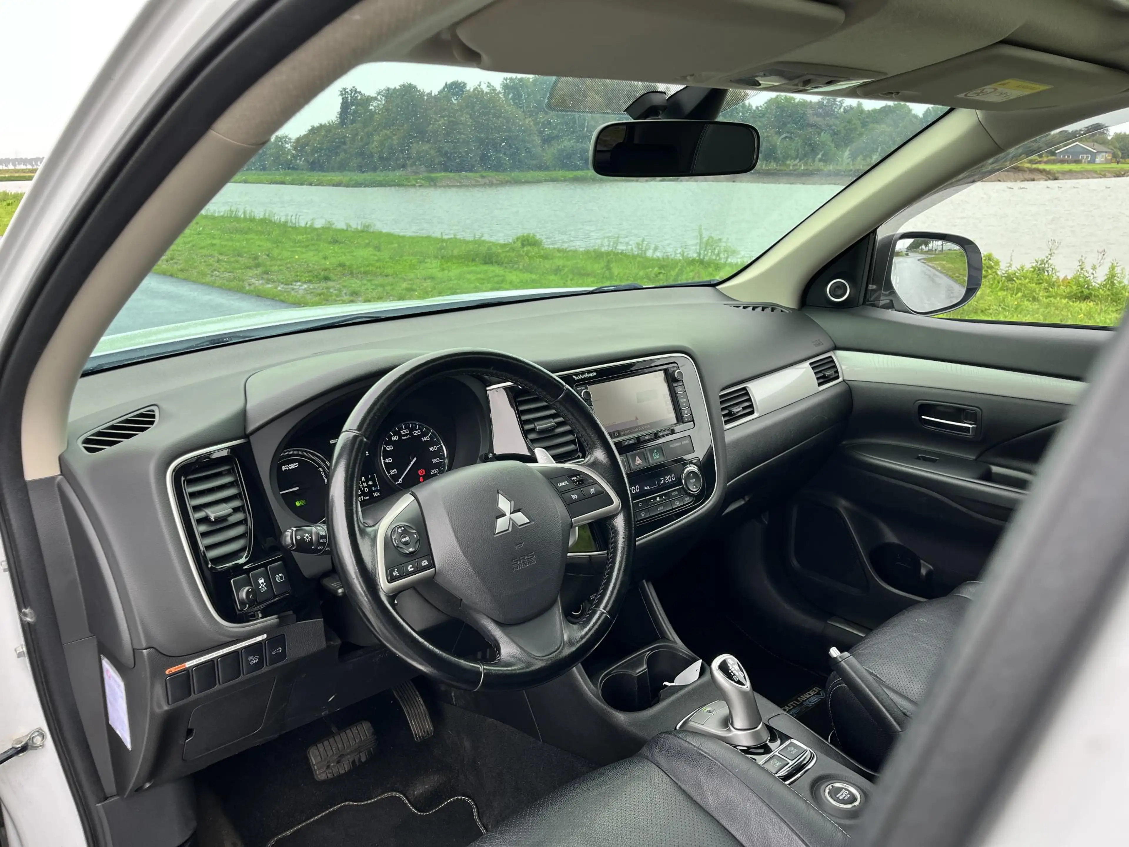 Mitsubishi Outlander 2.0 PHEV Instyle Clima, cruise, camera, schuifdak, — photo 13