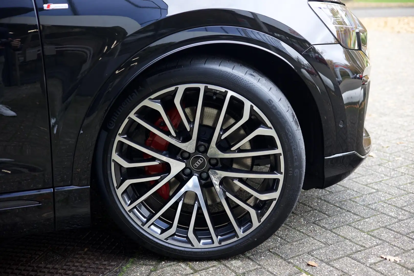 Audi Q8 60 TFSI e quattro Competition Vierwielbesturing | Zwart - 2