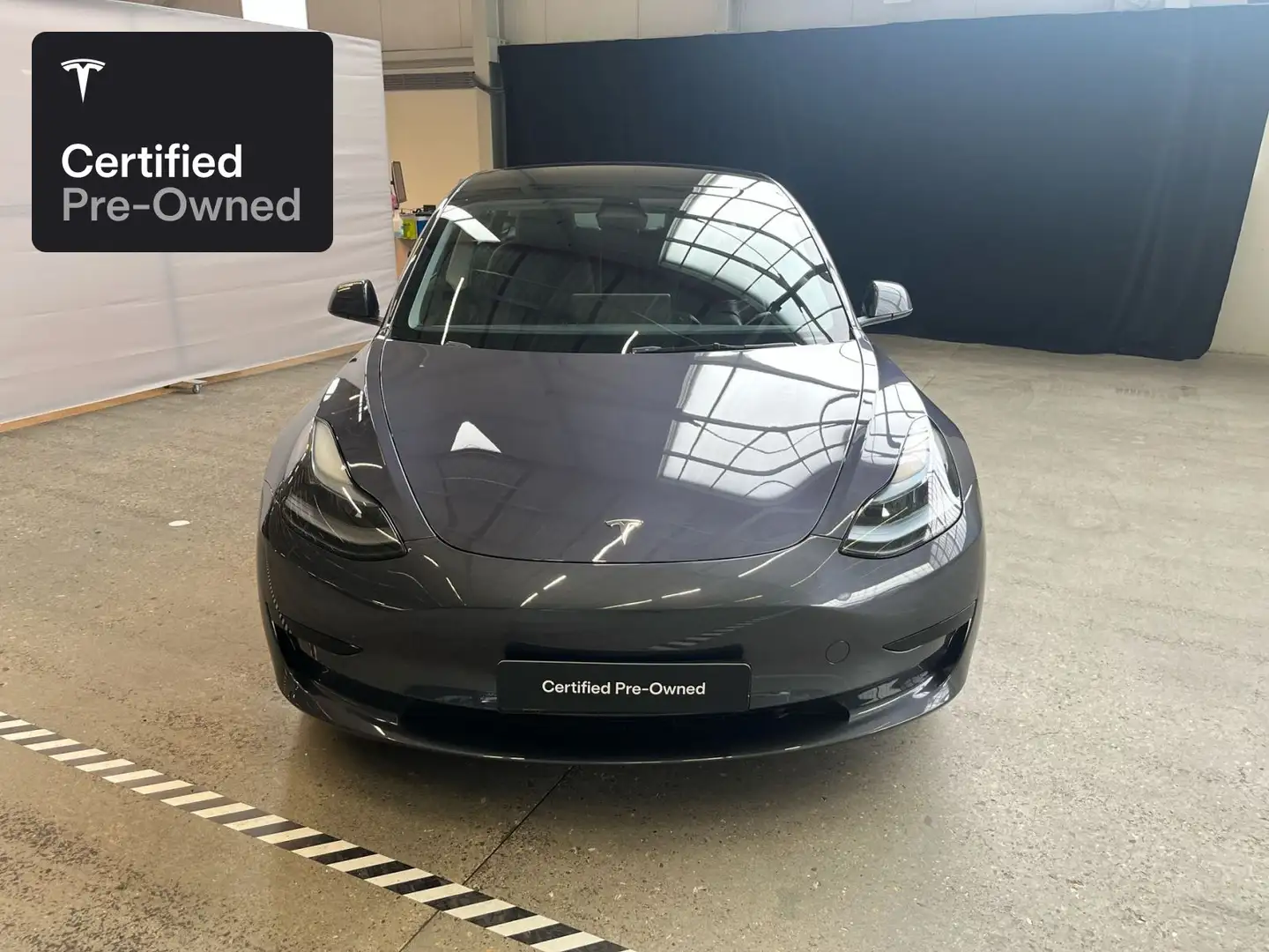 Tesla Model 3 Rear-Wheel Drive “Certified Pre-Owned” Plateado - 2