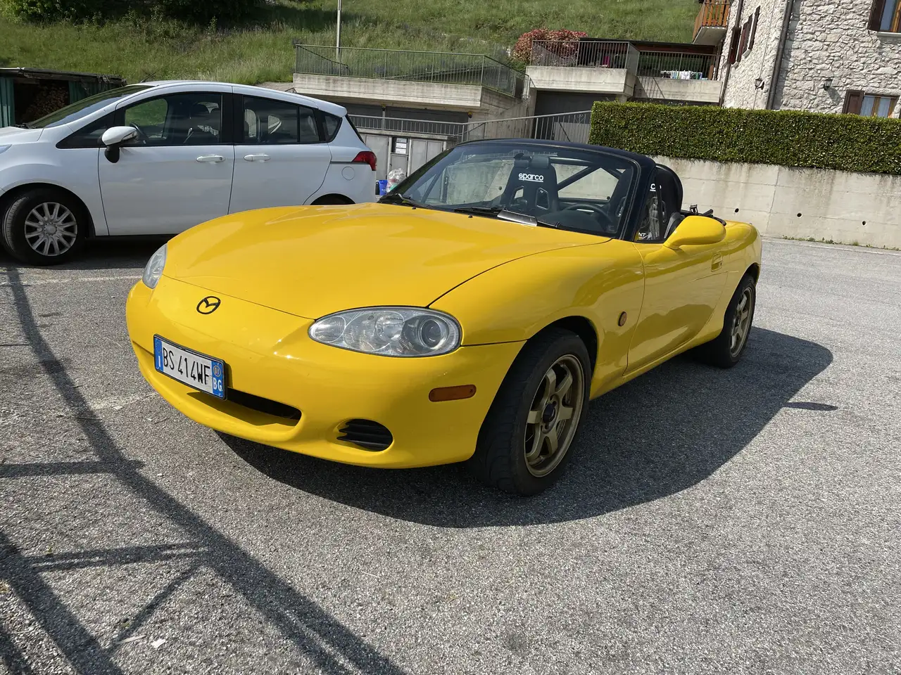 Mazda MX-5 1.6, foto 2