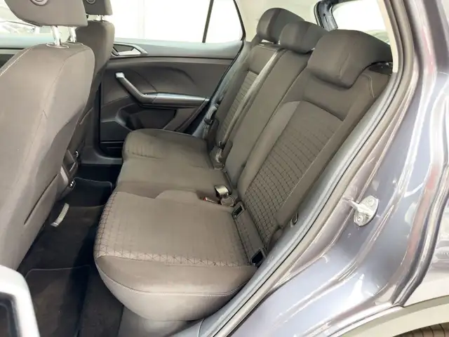Volkswagen T-Cross view 15
