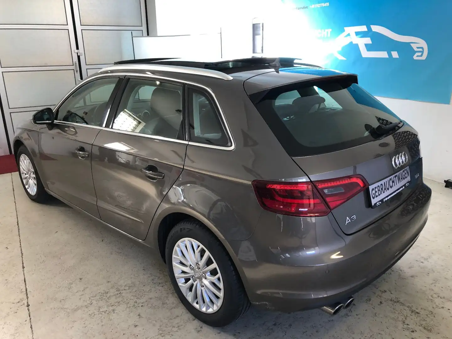 Audi A3 Sportback ambiente TDI DSG Gris - 2