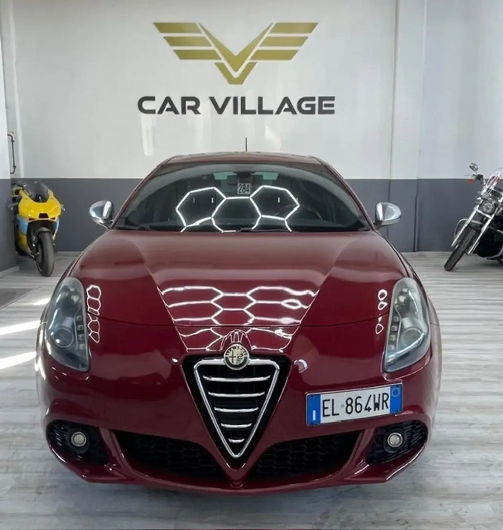 Alfa Romeo Giulietta Giulietta 1750 TBi Quadrifoglio Verde Rosso - 1