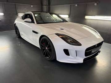 5.0 V8 550 R AWD AUTO