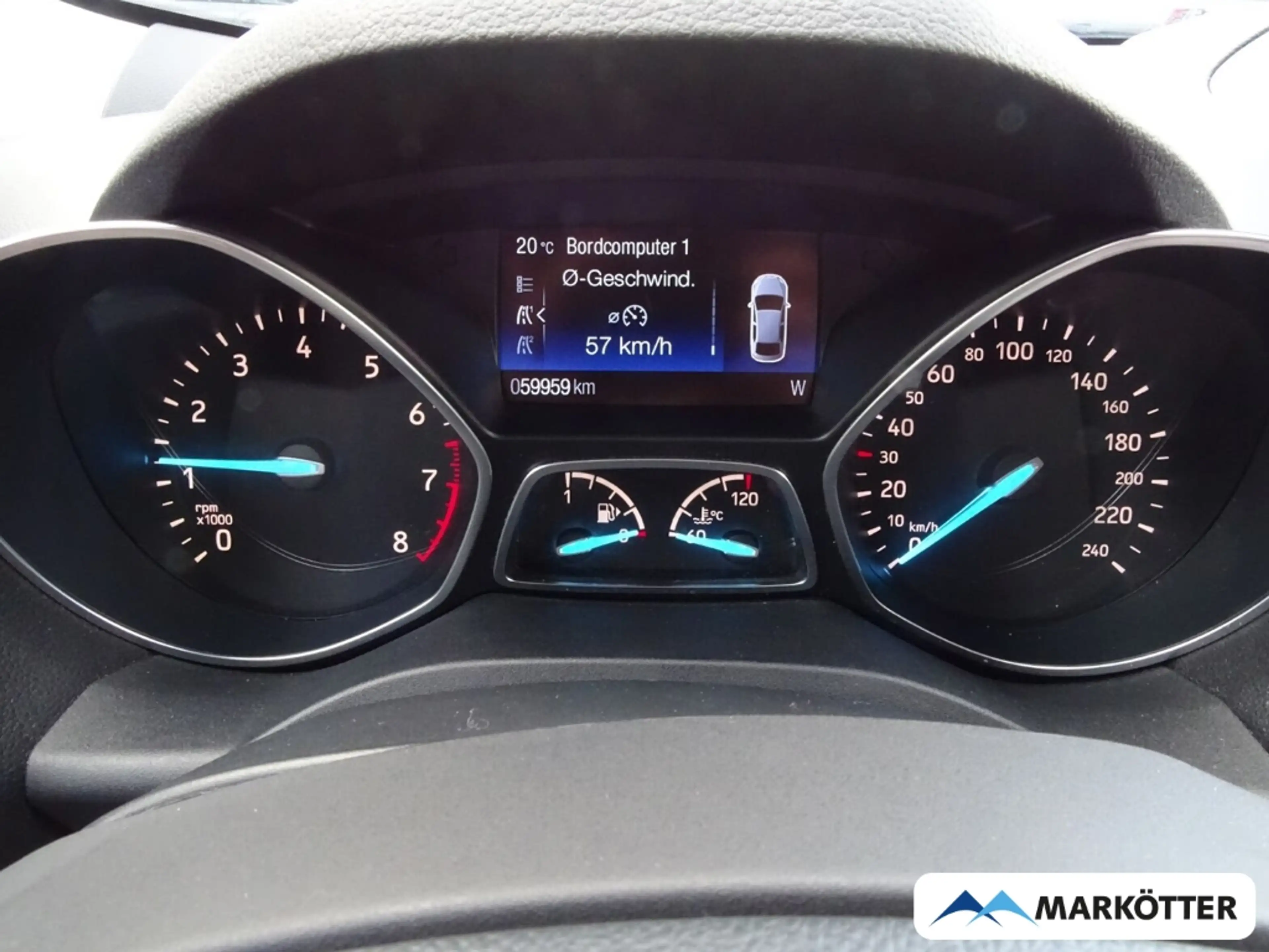 Ford Kuga Trend PDC/TEMPO/BT — photo 10