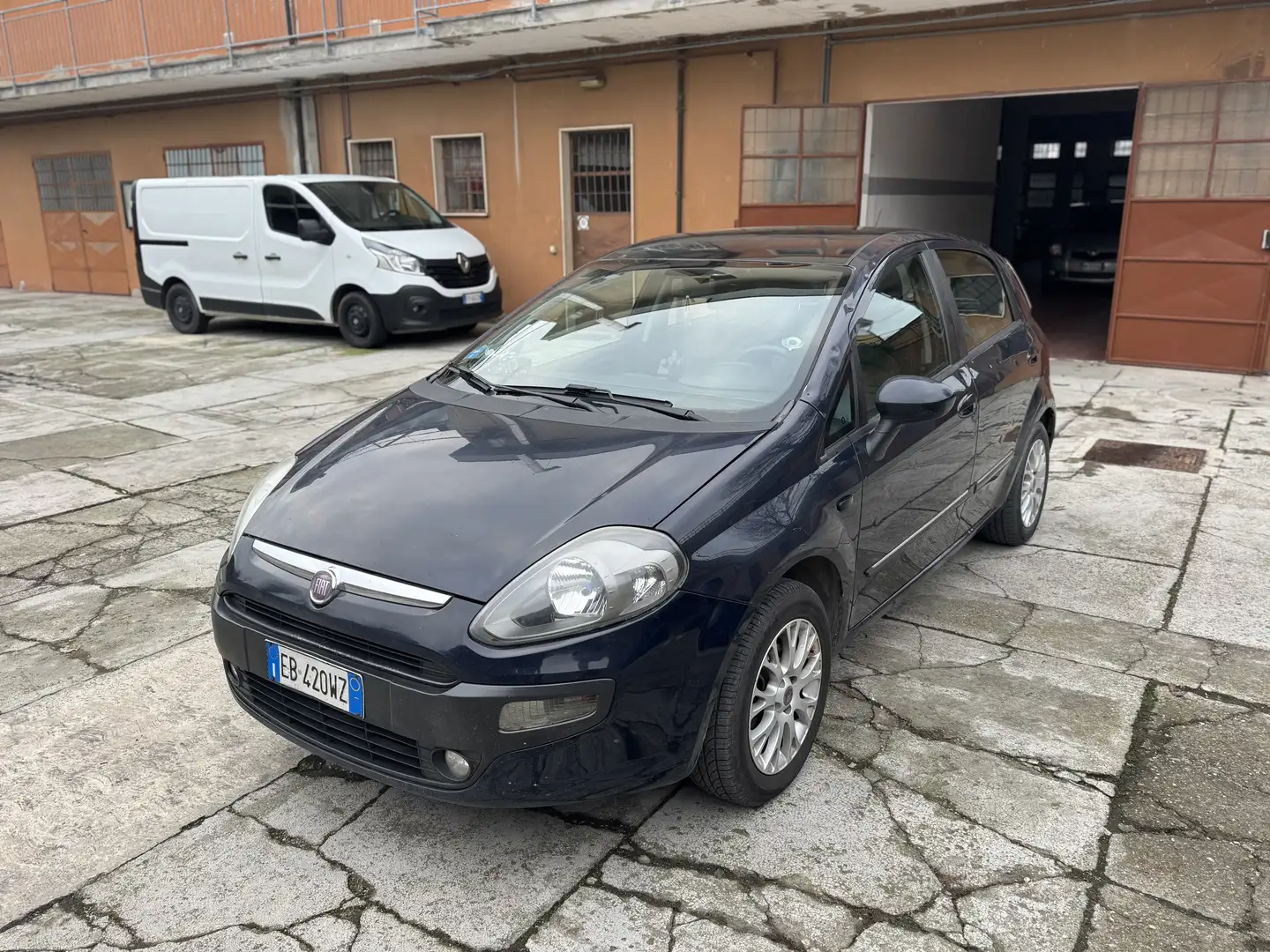 Fiat Punto Evo 5p 1.4 Emotion Gpl 77cv Blau - 1
