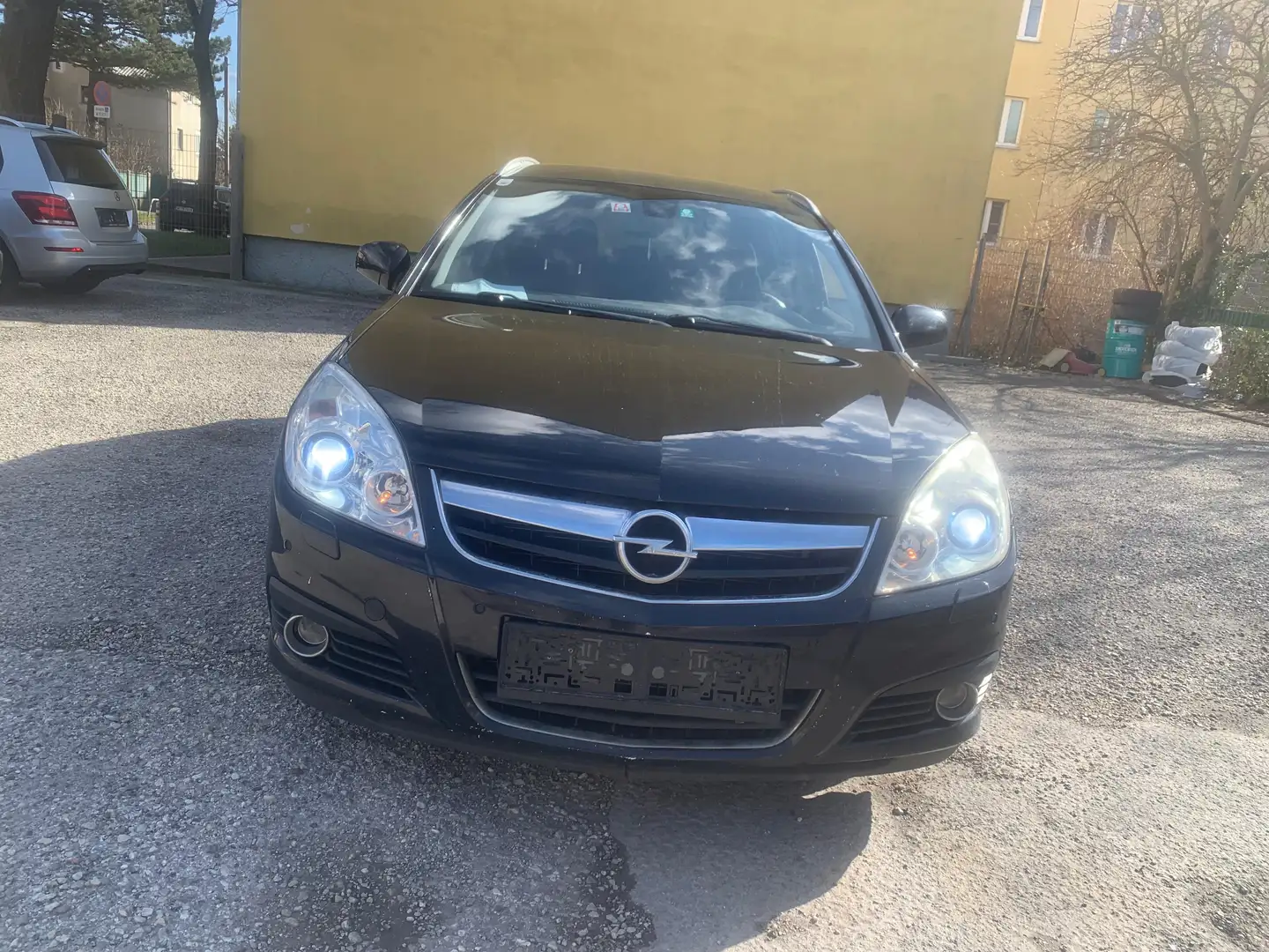 Opel Signum 1,9 CDTI 16V Edition Business Sport Aut. - 1