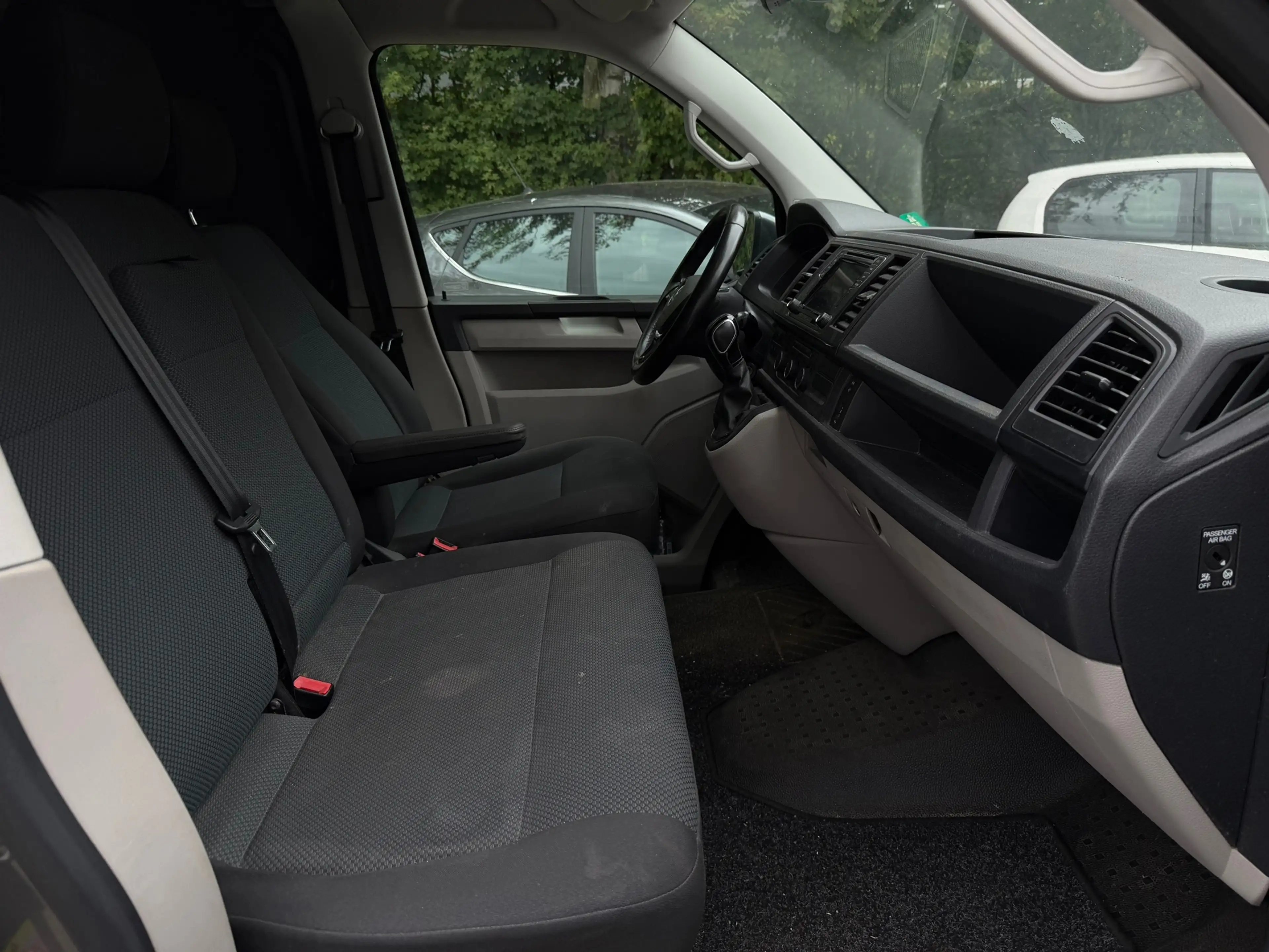 Volkswagen Transporter 2.0 TDI L2H1 Comfortline Plus - Lange uitvoering ! — photo 9