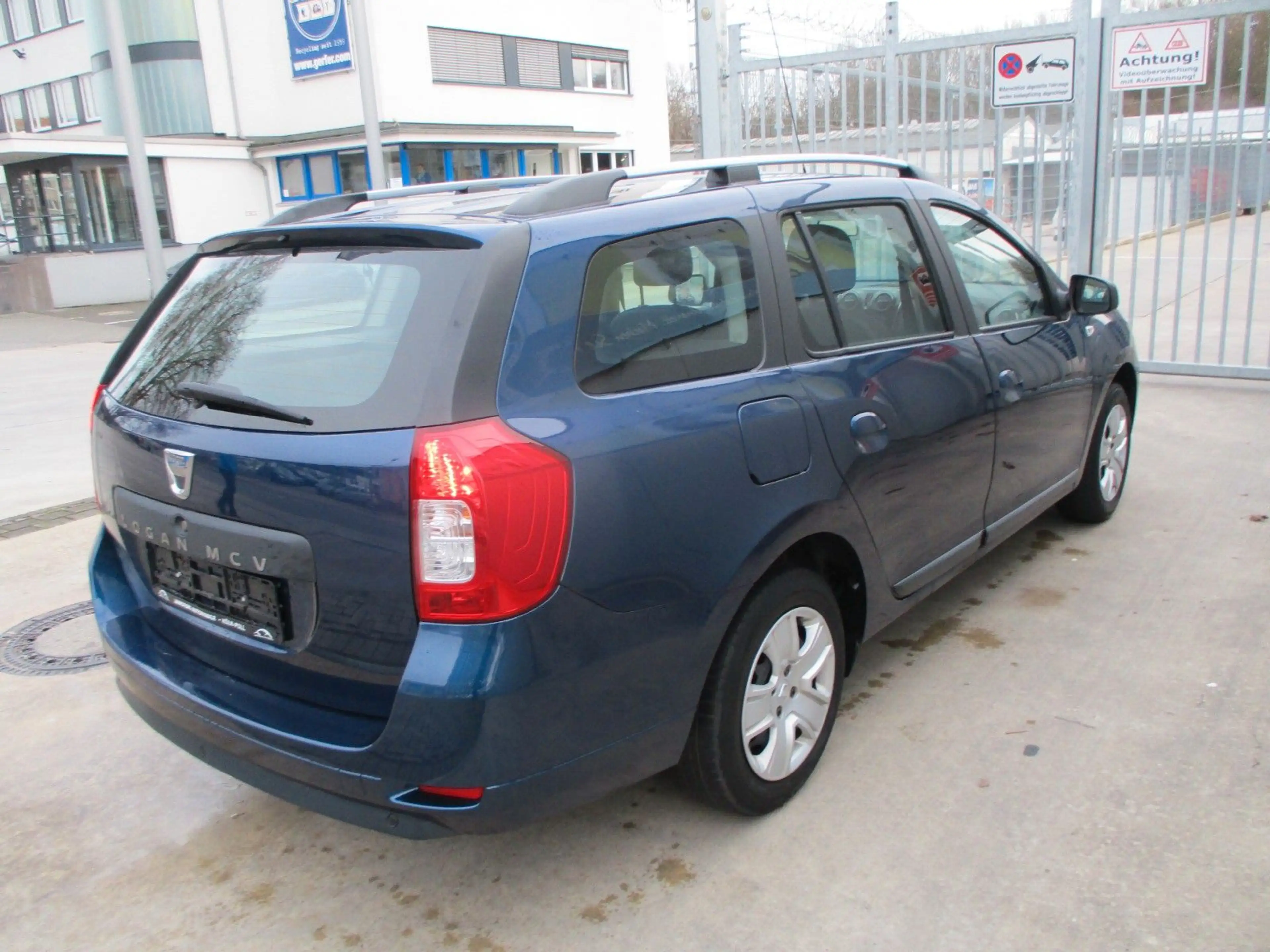Dacia Logan MCV II Kombi Comfort — photo 3