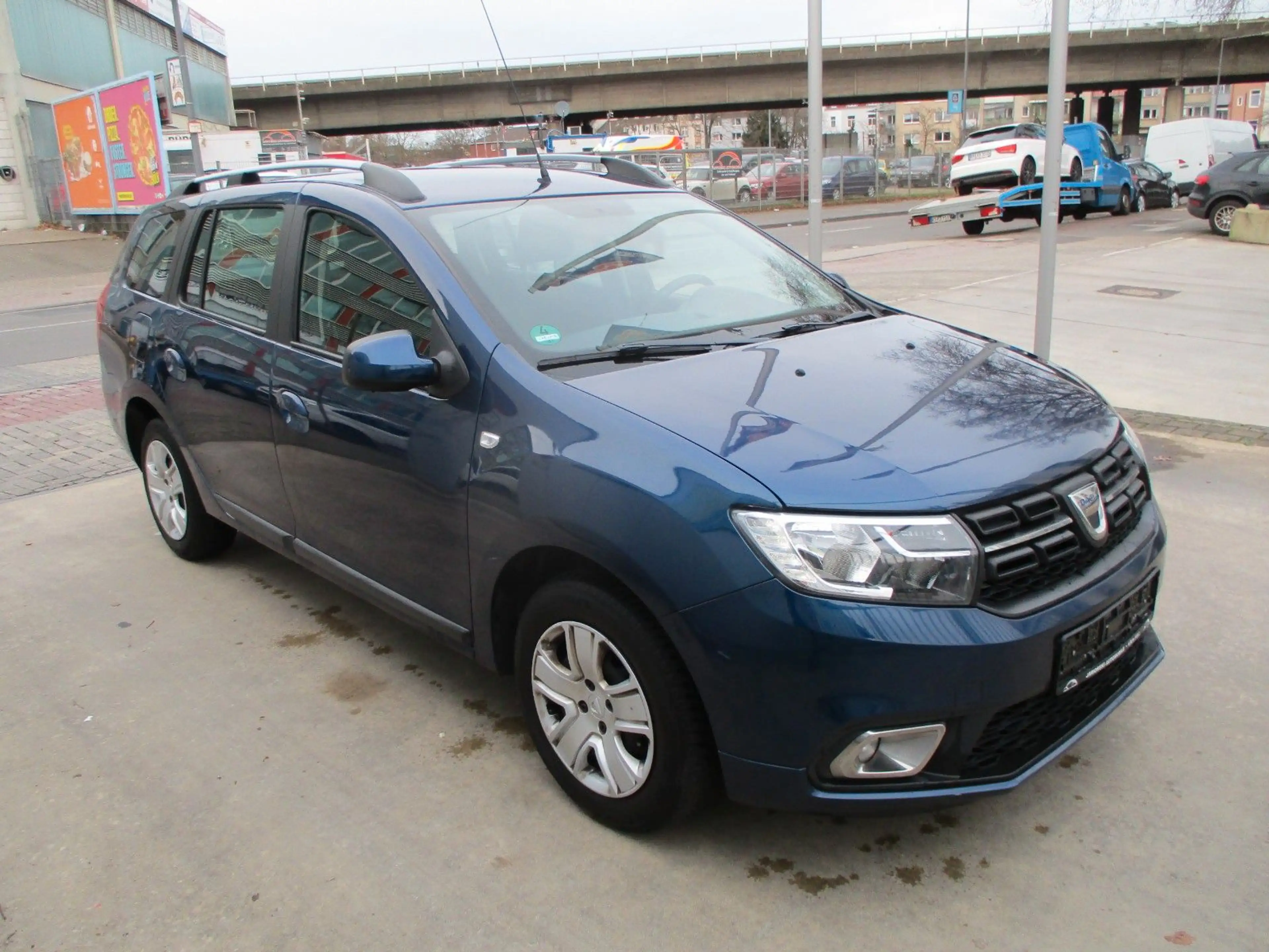 Dacia Logan MCV II Kombi Comfort — photo 2