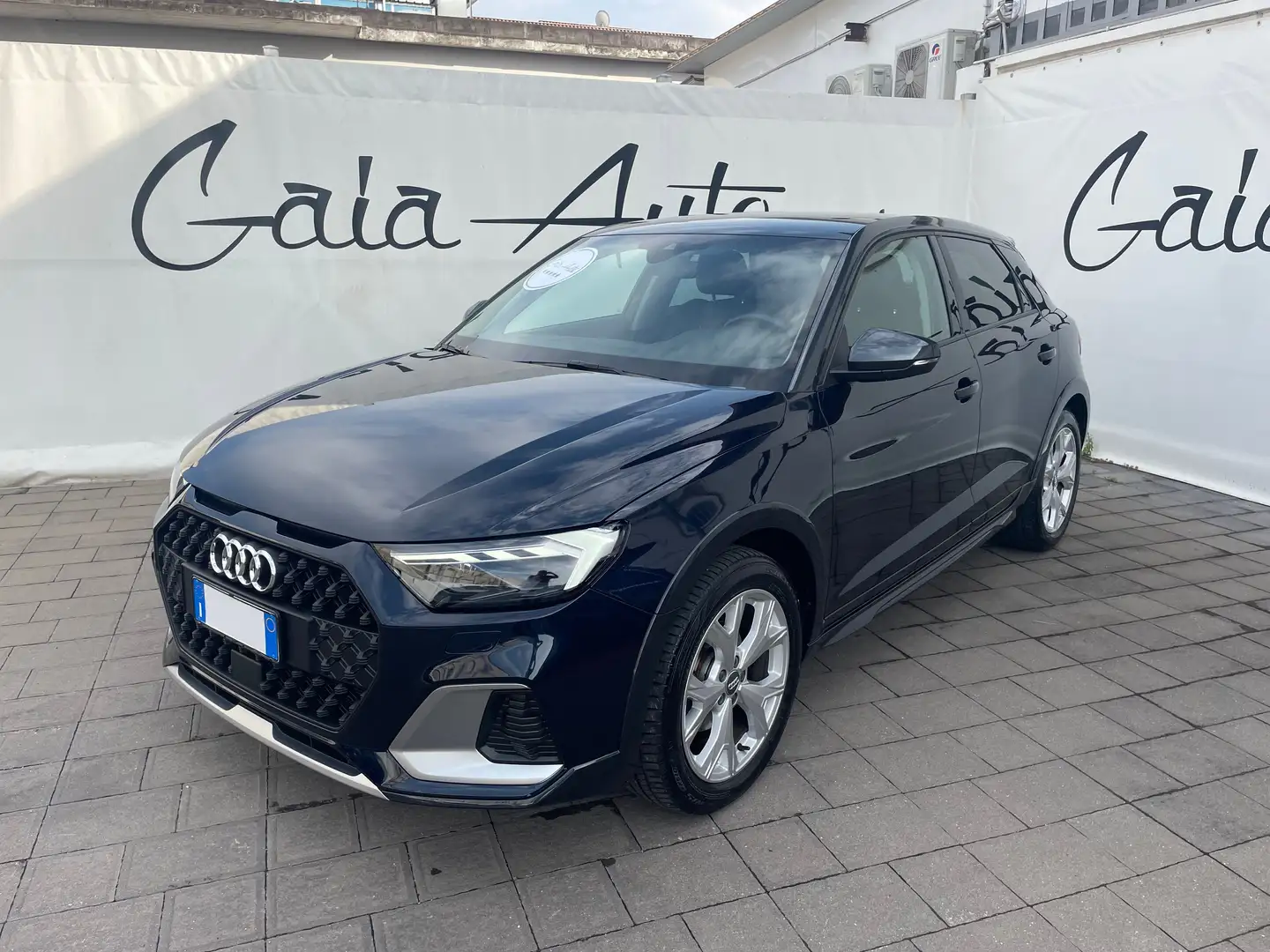 Audi A1 A1 Citycarver 30 1.0 tfsi Admired 116cv s-tronic Blu/Azzurro - 1