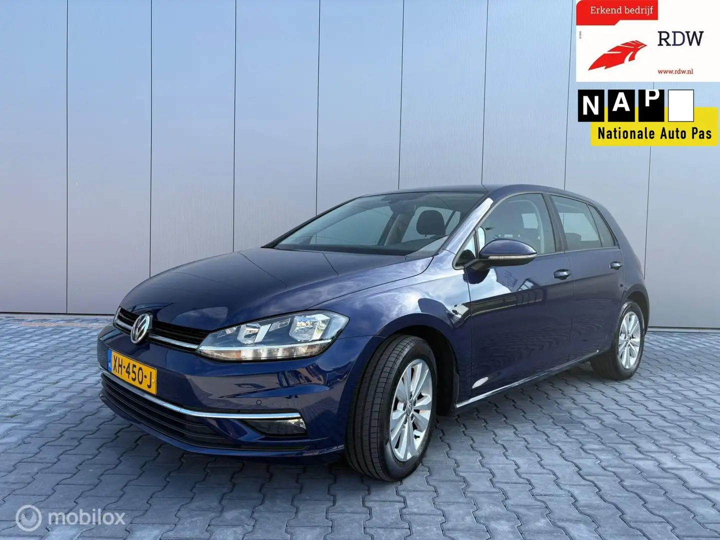 Volkswagen Golf 1.0 TSI Comfortline Azul - 1
