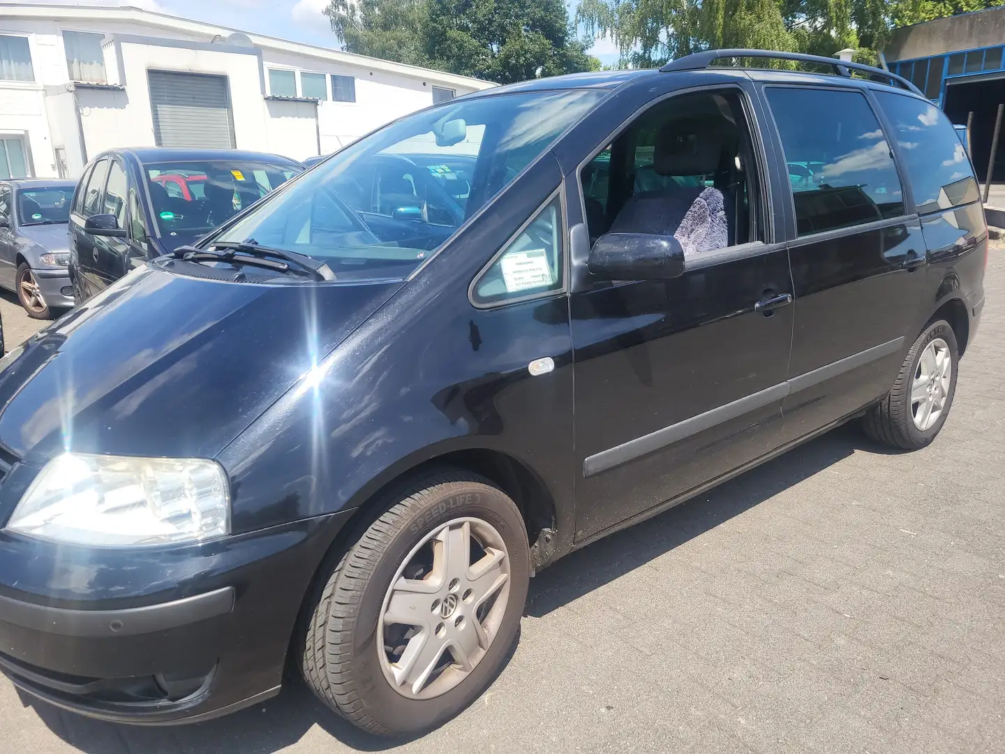 Volkswagen Sharan 1.9 TDI Automatik Comfortline Noir - 2