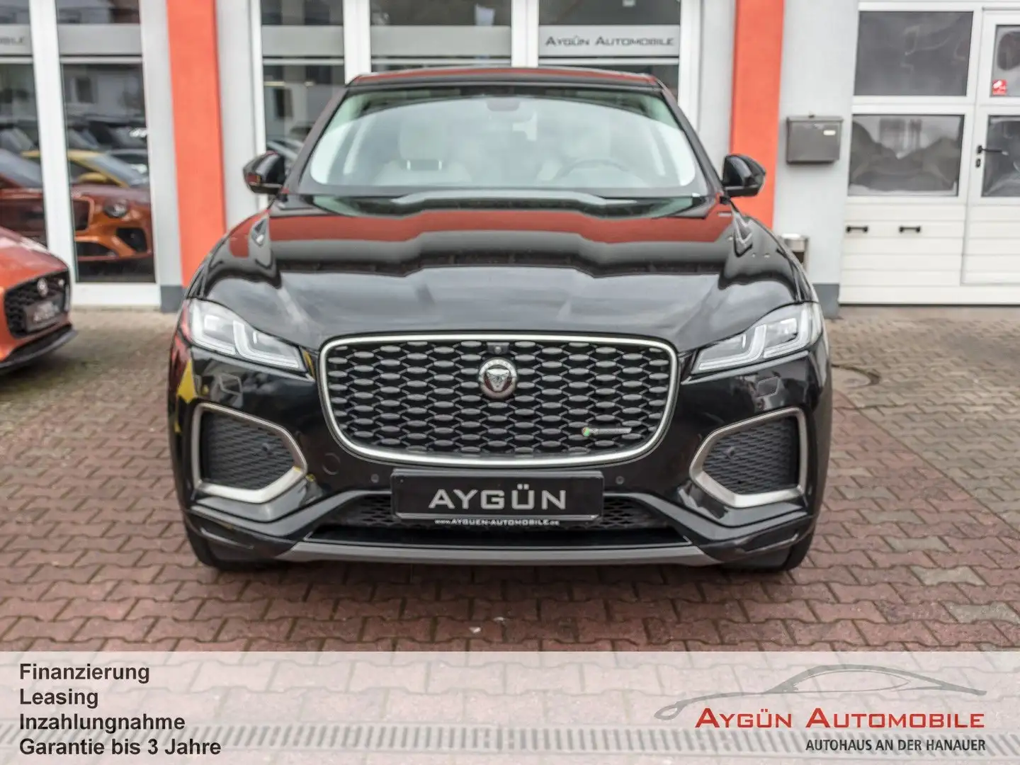 Jaguar F-Pace F-PACE D200 AWD R-Dynamic S*ACC*Pano**AHK* Schwarz - 2