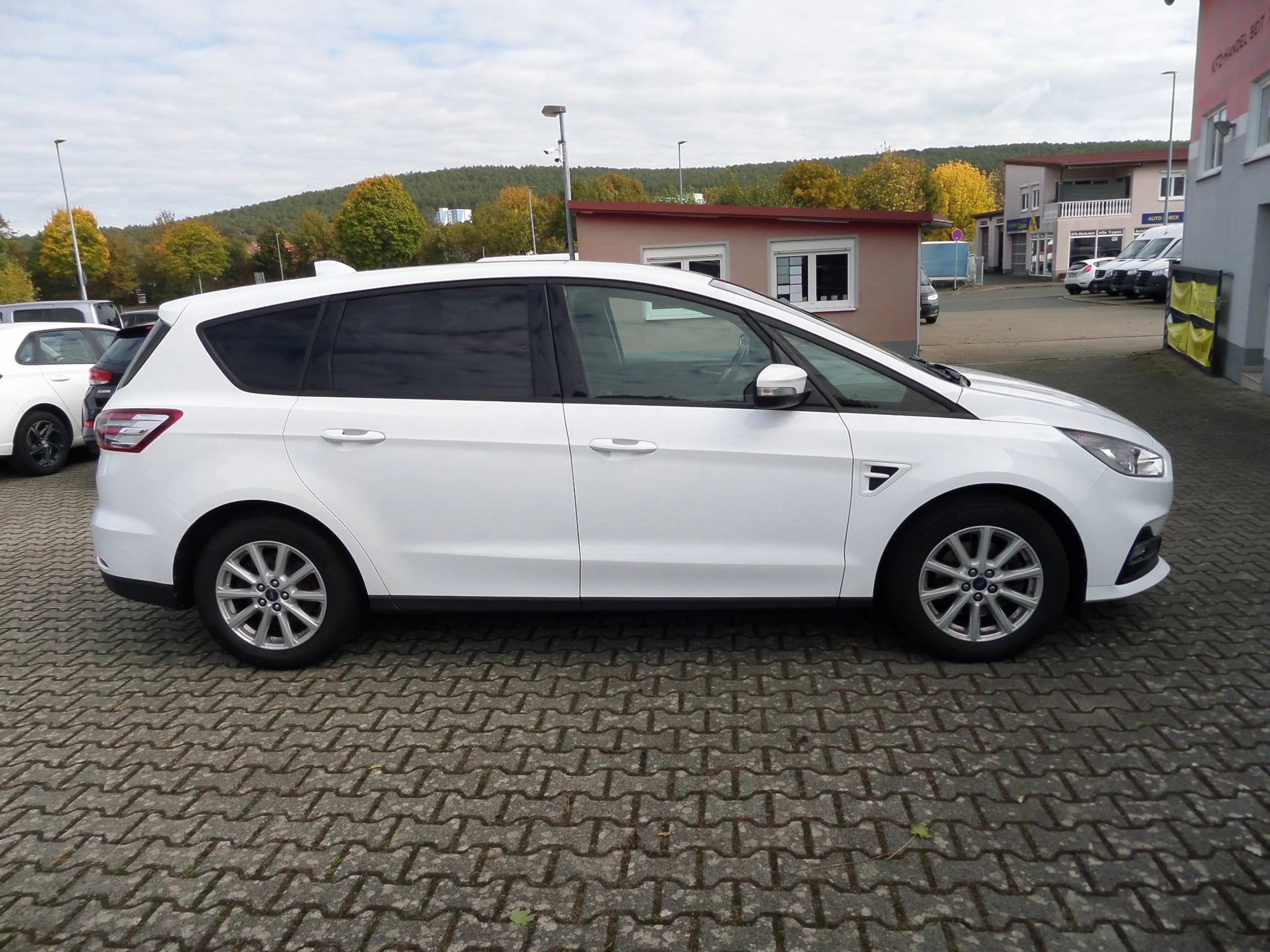 Ford S-Max EcoBlue+7-Sitzer+Navi+AHK+Tempo+SHZ+Apple+Android+Blis+1.Hand