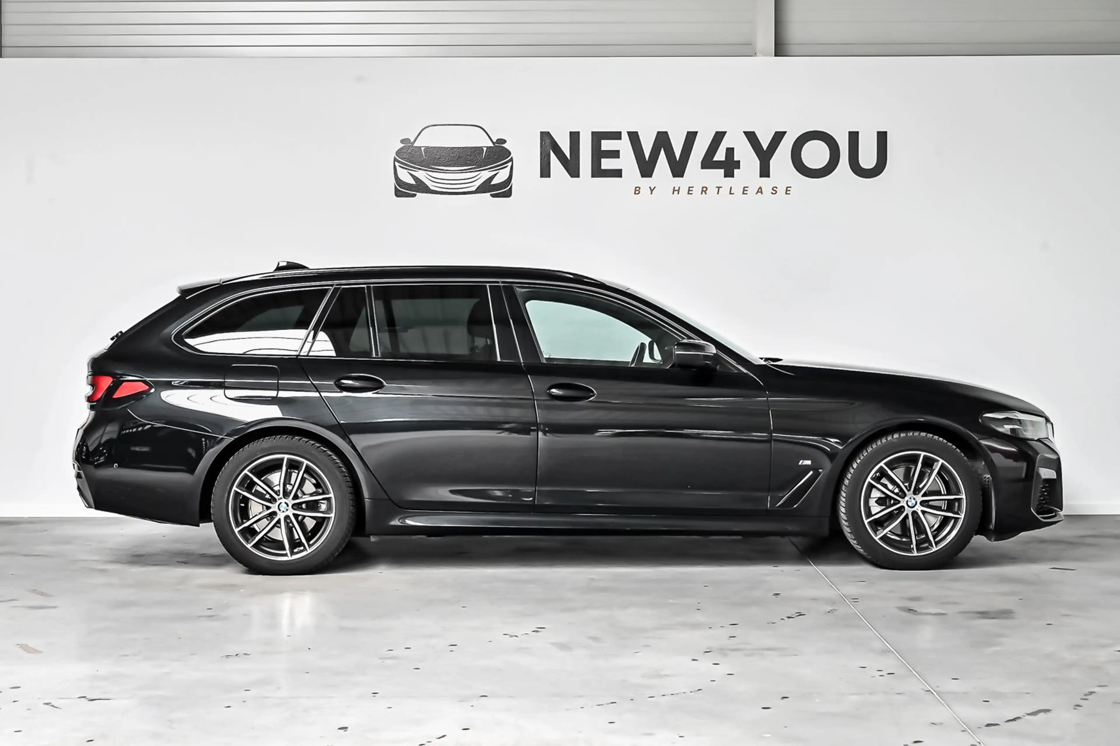 BMW 518 d Touring M-Sportpakket — photo 6