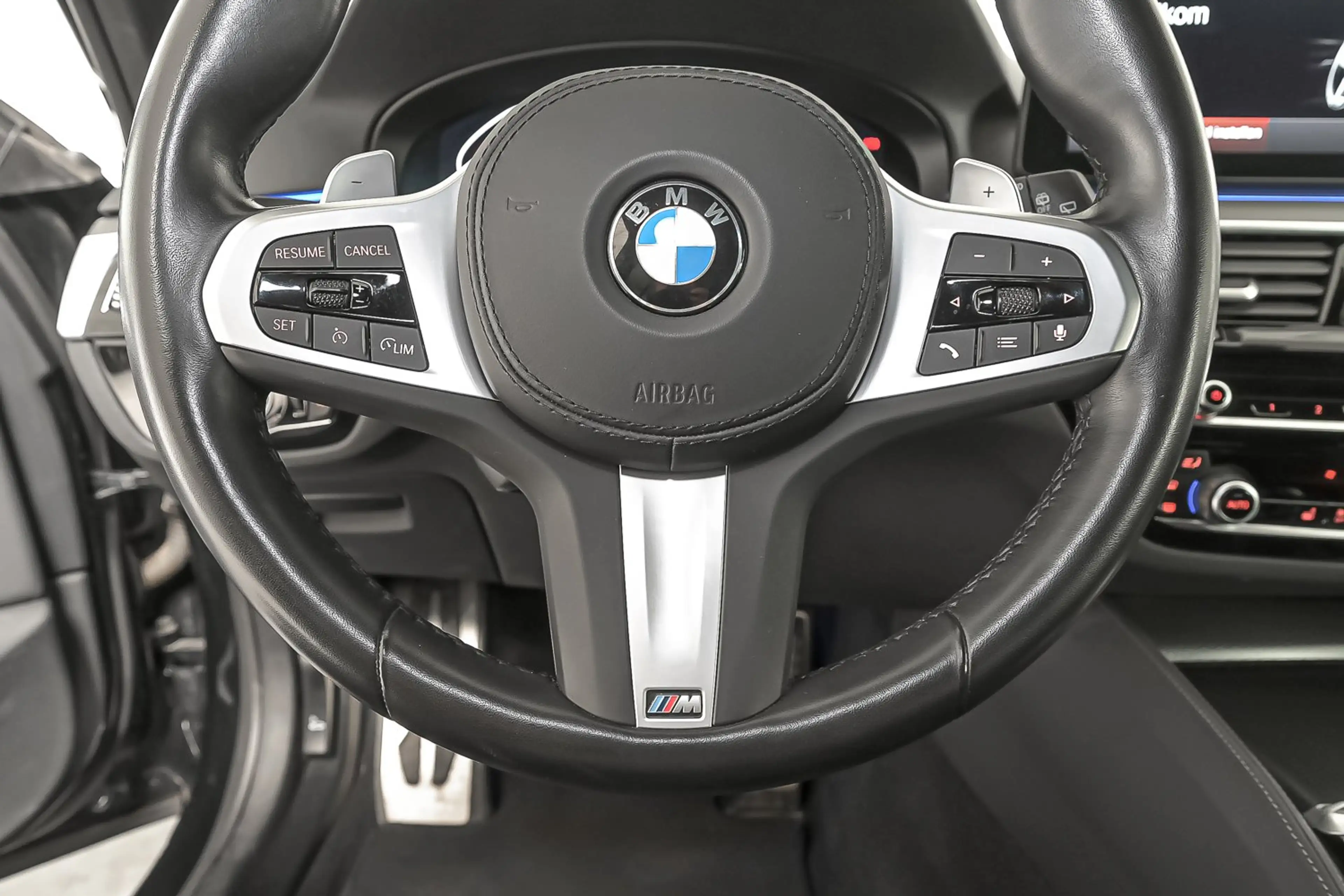 BMW 518 d Touring M-Sportpakket — photo 10