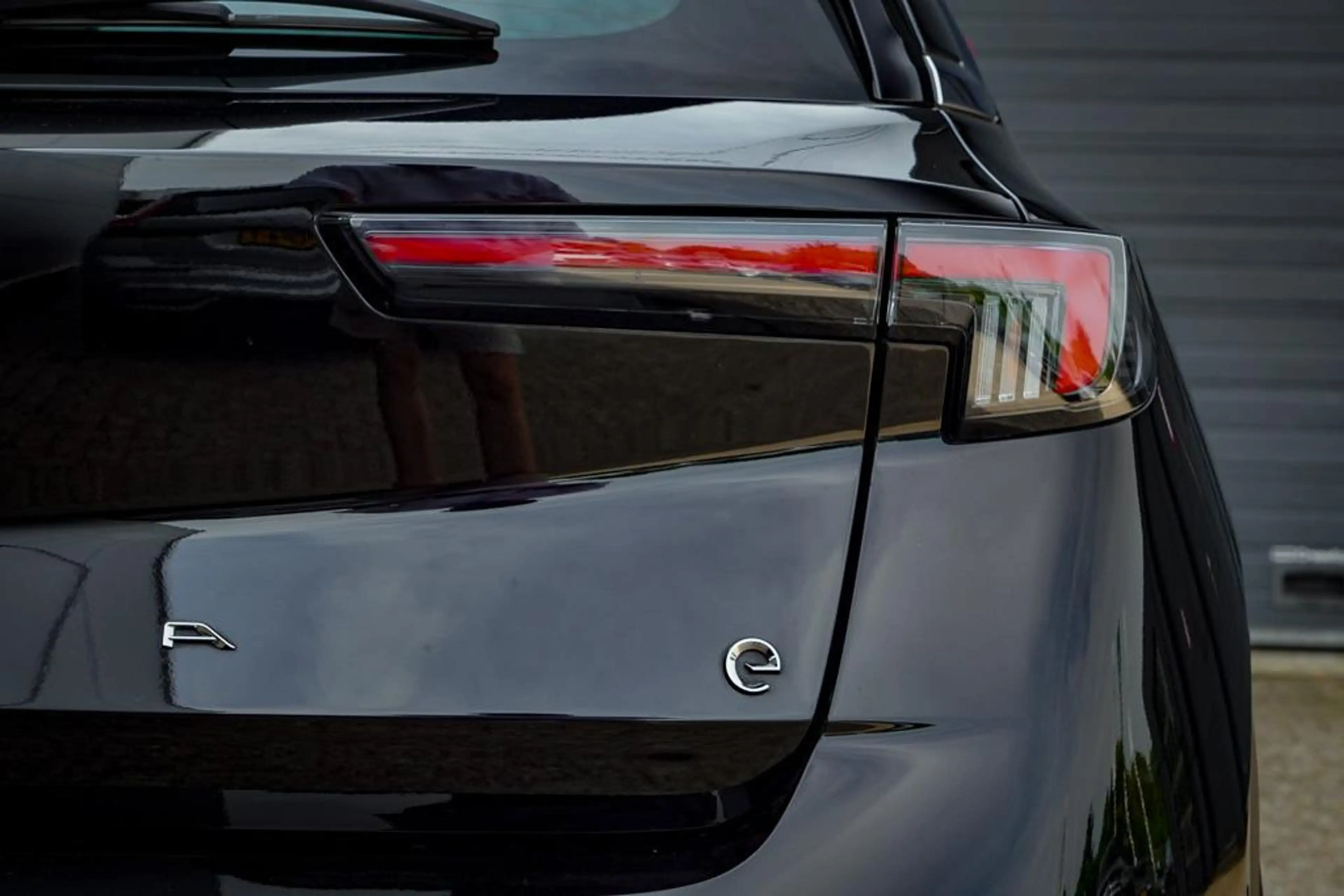 Opel Mokka-E Electric Edition 50 kWh / Warmtepomp / Zwart Metal — photo 37