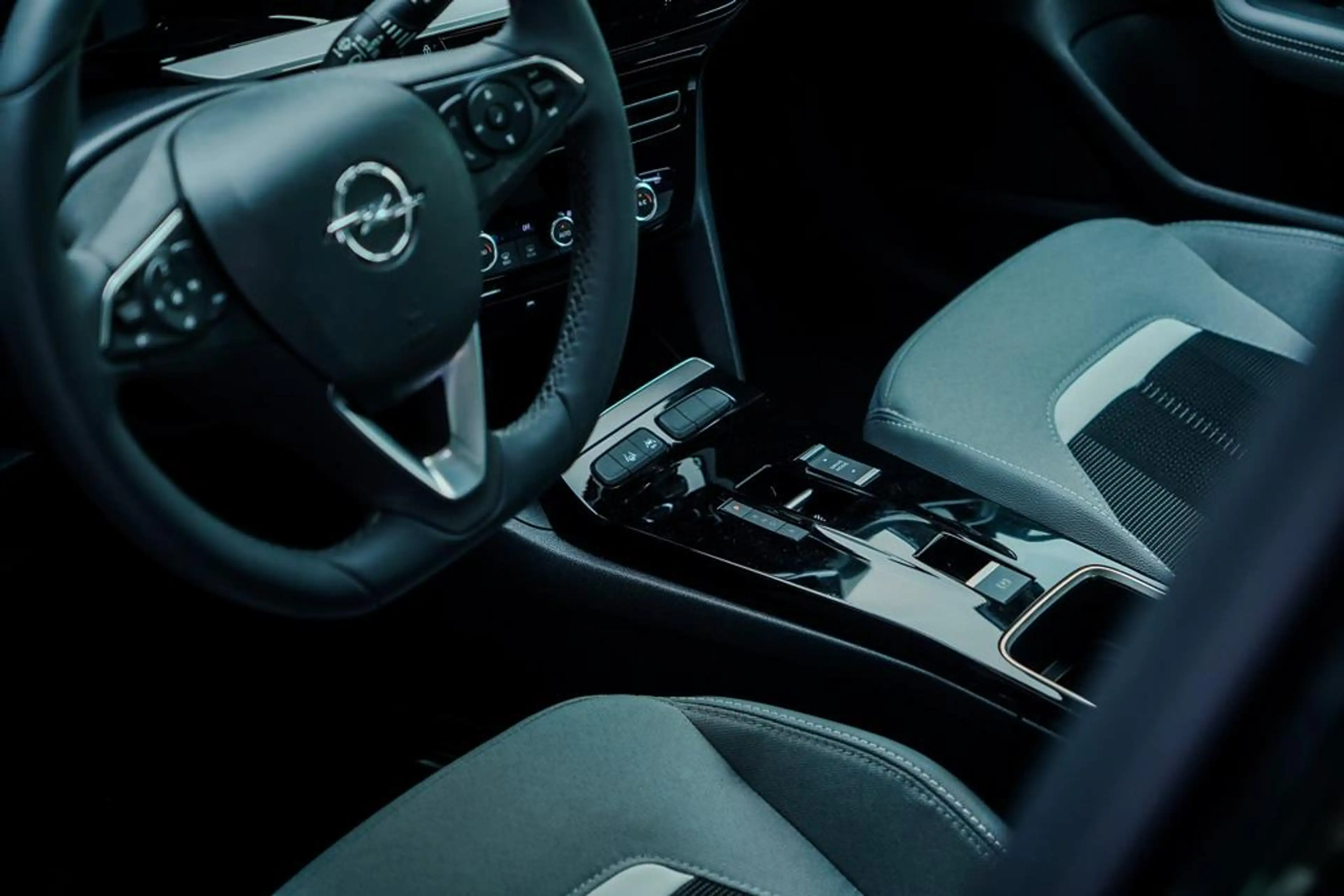 Opel Mokka-E Electric Edition 50 kWh / Warmtepomp / Zwart Metal — photo 31