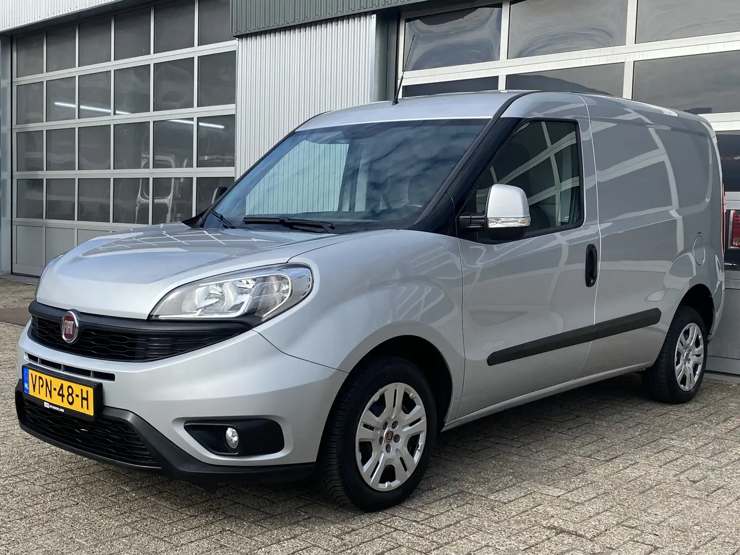 Fiat Doblo Cargo 1.3 MJ L1H1 SX 20x op voorraad Marge Btw en Zilver - 2