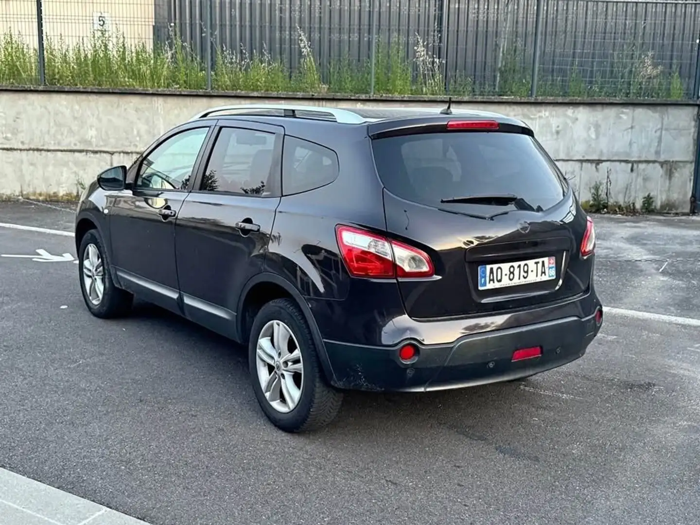 Nissan Qashqai+2 Qashqai+2 1.5 dCi 106 Tekna Noir - 1